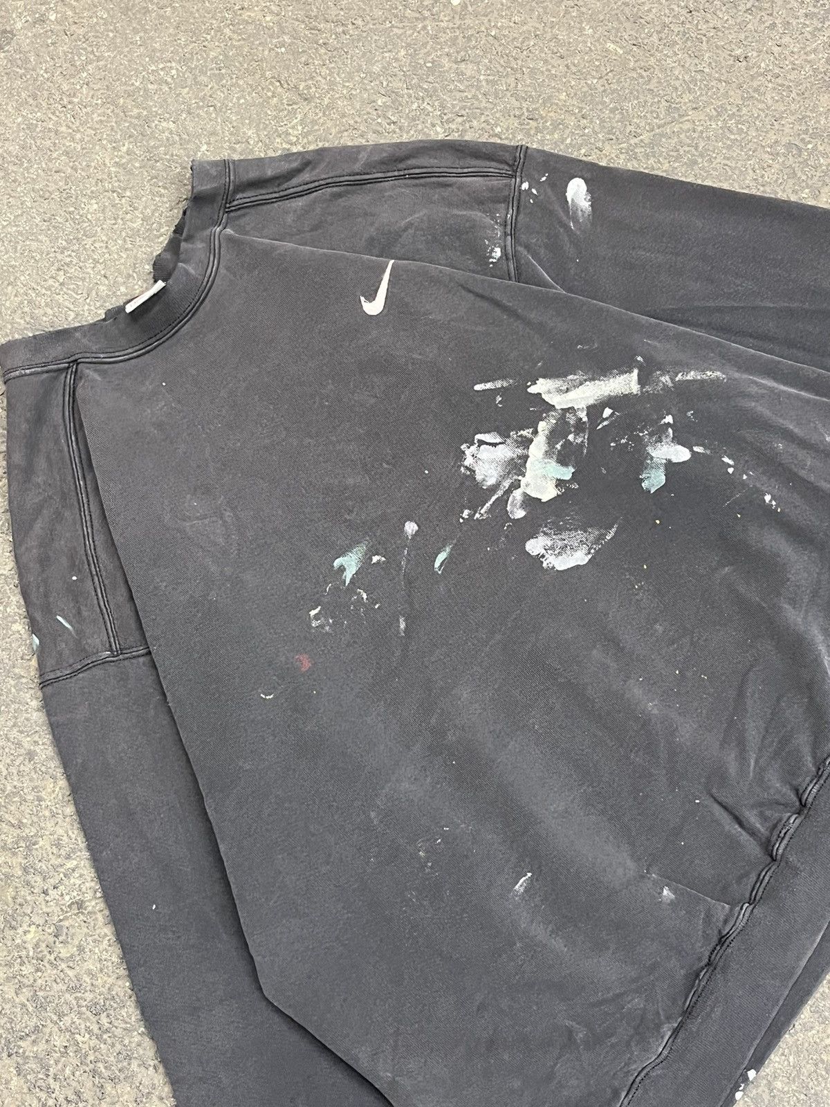 Nike × Vintage Nike thrashed and faded 90s crewneck hype streetwear skater Size US XL / EU 56 / 4 - 5 Thumbnail