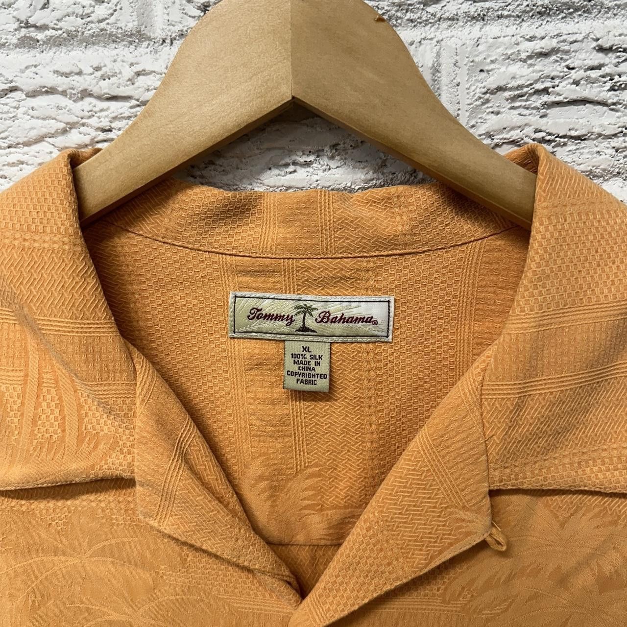 Tommy Bahama Vintage Tommy Bahama 100% Silk Hawaiian Shirt XL Size US XL / EU 56 / 4 - 4 Thumbnail