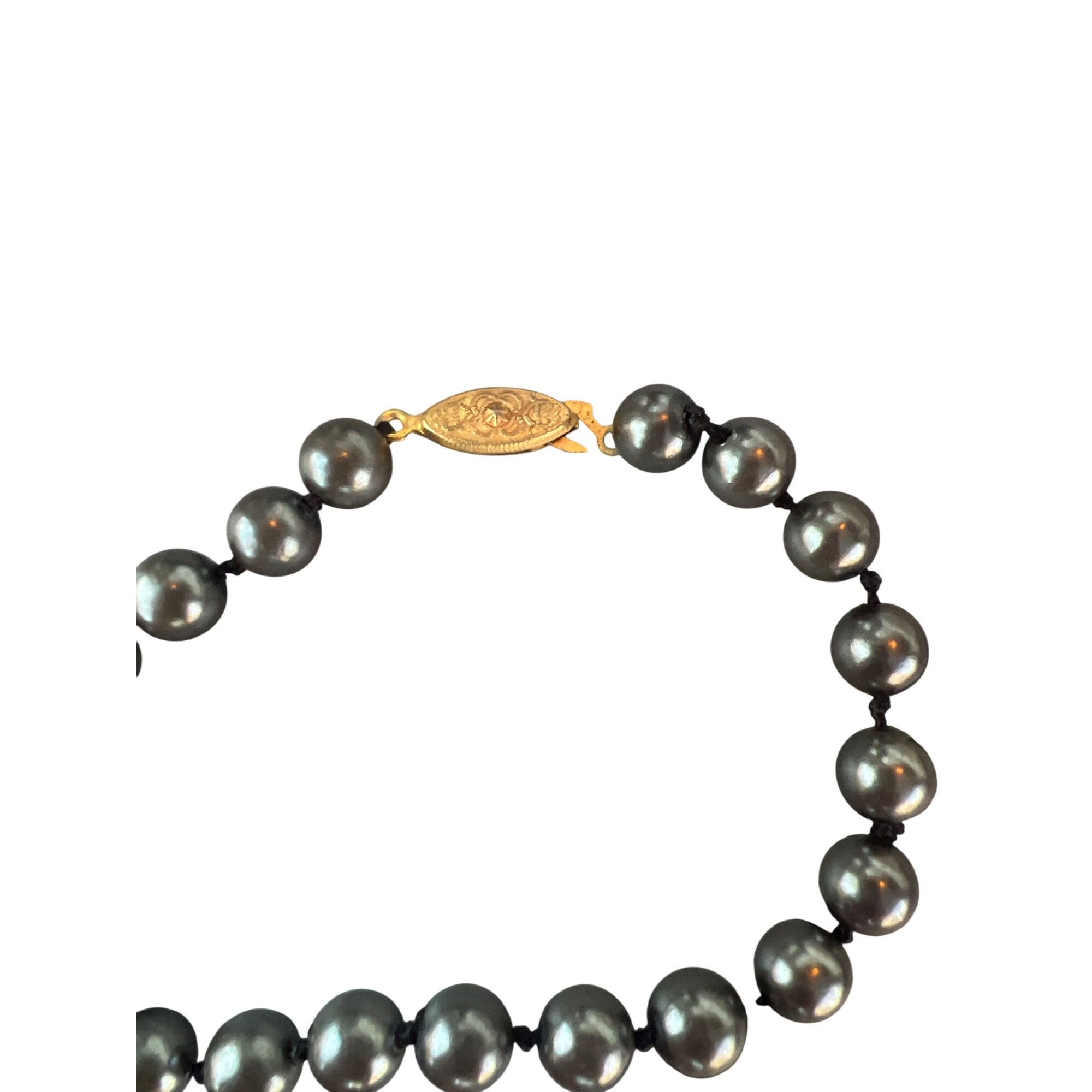 Other Vintage Silver Gray Faux Pearl Bracelet Gold Tone Hook Clasp Size ONE SIZE - 2 Thumbnail