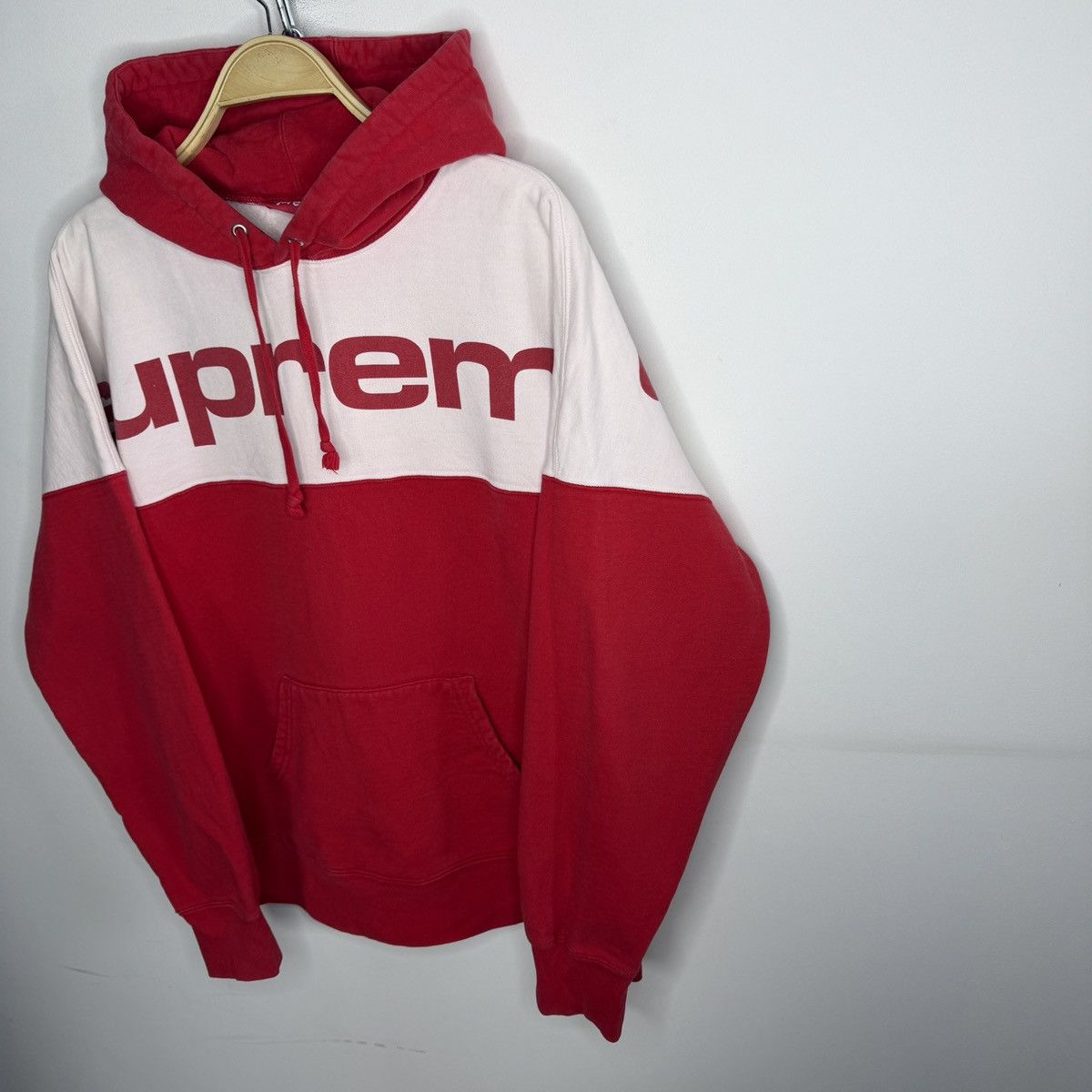 Supreme Supreme Sweatshirt Logo 2017 Hoodie Red White Size US L / EU 52-54 / 3 - 2 Thumbnail