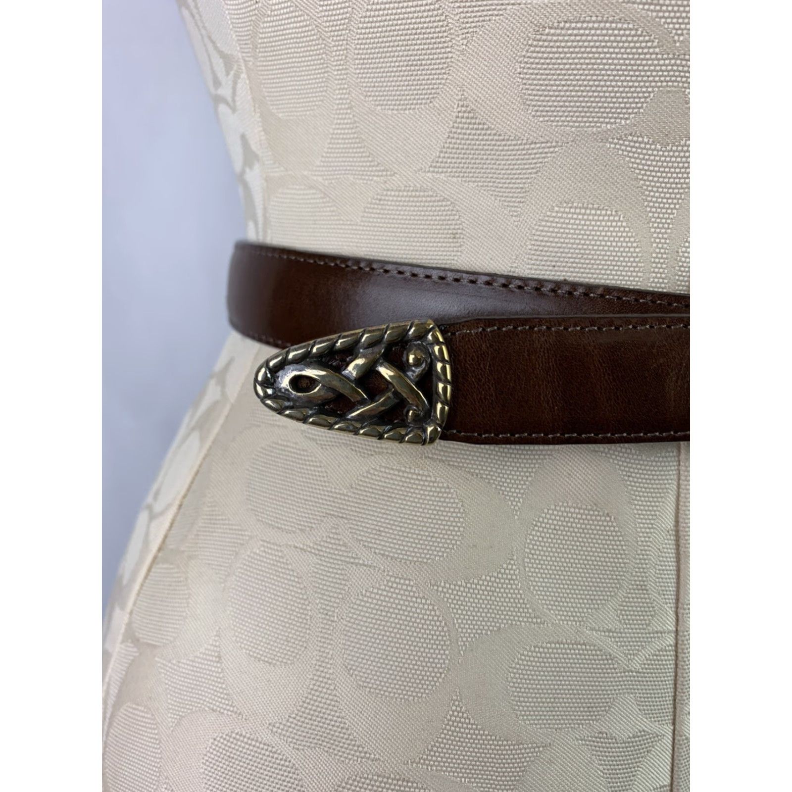 Brighton VINTAGE Brighton Belt Women's Brown Leather Silver Filigree Buckle Style 35409 Medium 28-32" 3/4"W Adjustable Mens Womens Size ONE SIZE - 2 Thumbnail