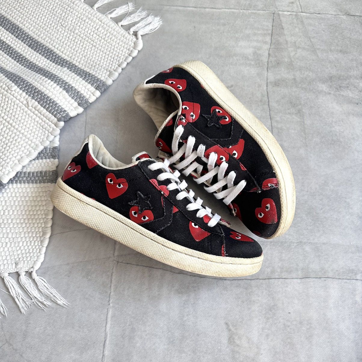 Comme des Garcons PLAY × Converse Vintage Converse x Comme Des Garcons Play CDG Pro Low Shoes Size US 7 / EU 40 - 8 Thumbnail