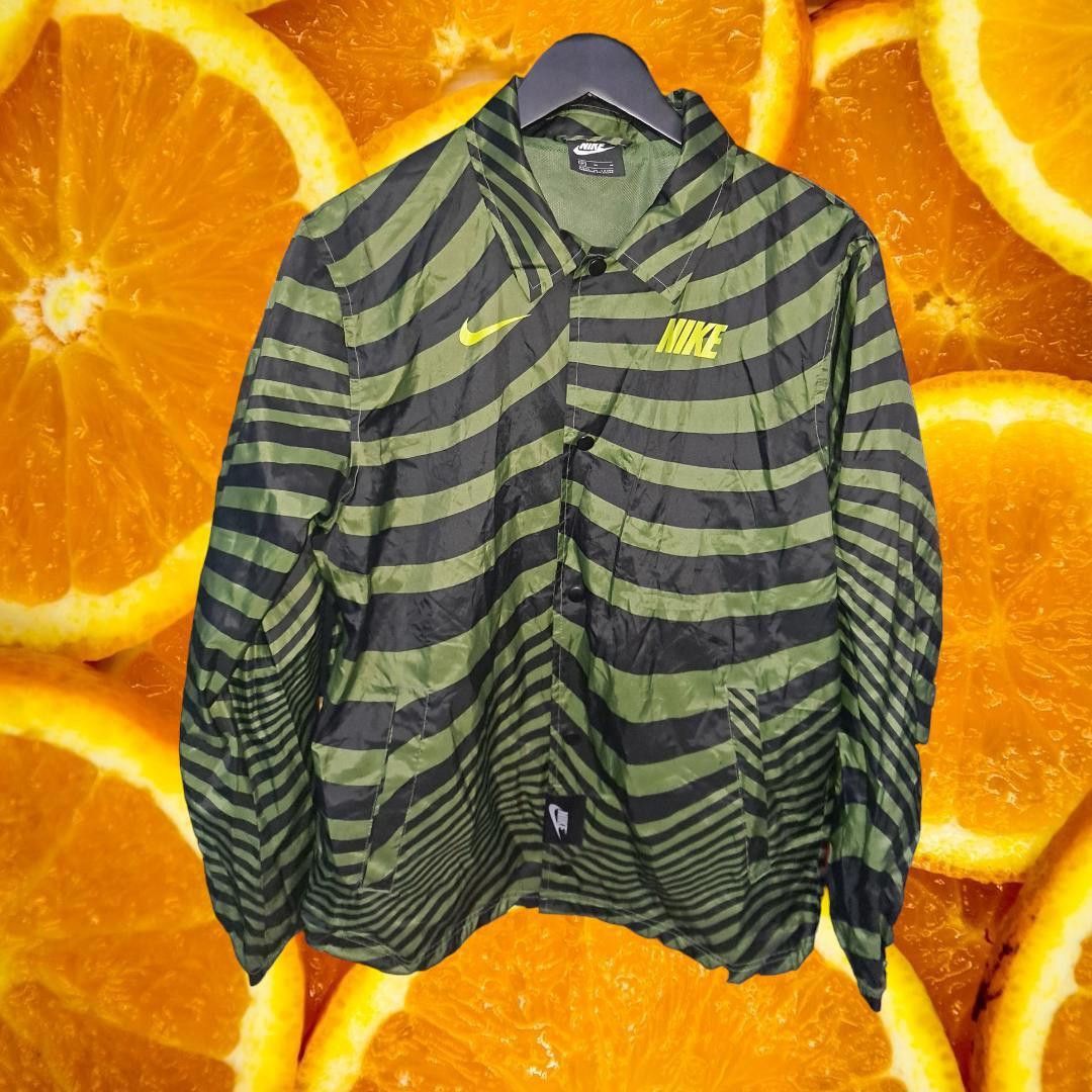 Nike Nike Green and Black Tiger Stripe Snap Up Windbreaker Size M Size US M / EU 48-50 / 2 - 1 Thumbnail