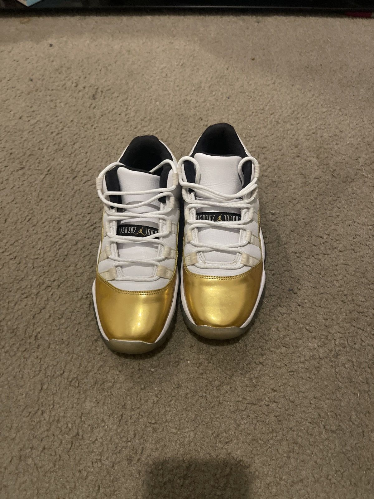 Nike Retro 11 Size US 6 / EU 39 - 1 Thumbnail