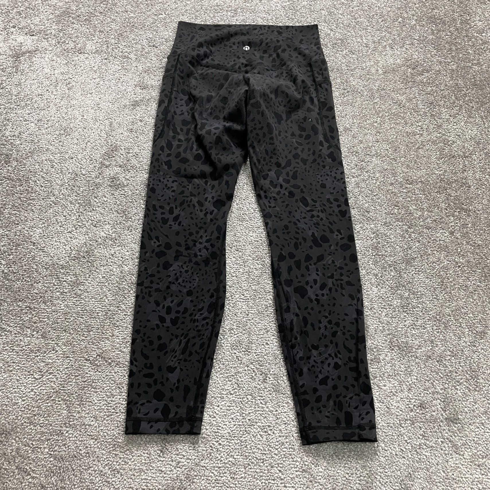 Vintage Unbranded Compression Leggings Womens Gray Leopard Athletic Gym Run 26x24 Size 42" / US 20 - 2 Thumbnail