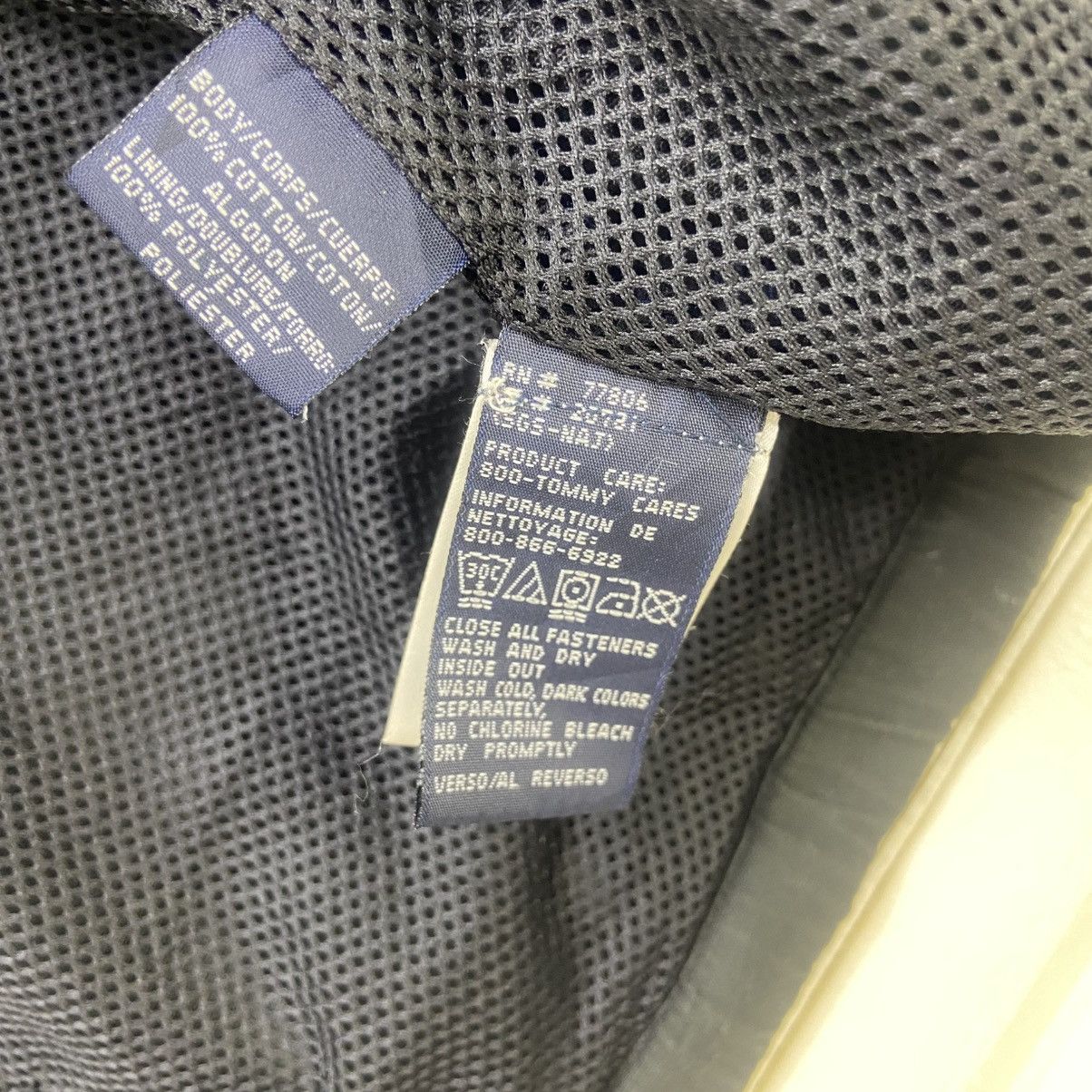 Tommy Hilfiger Vintage Tommy Hilfiger Light Jacket Size US M / EU 48-50 / 2 - 20 Thumbnail