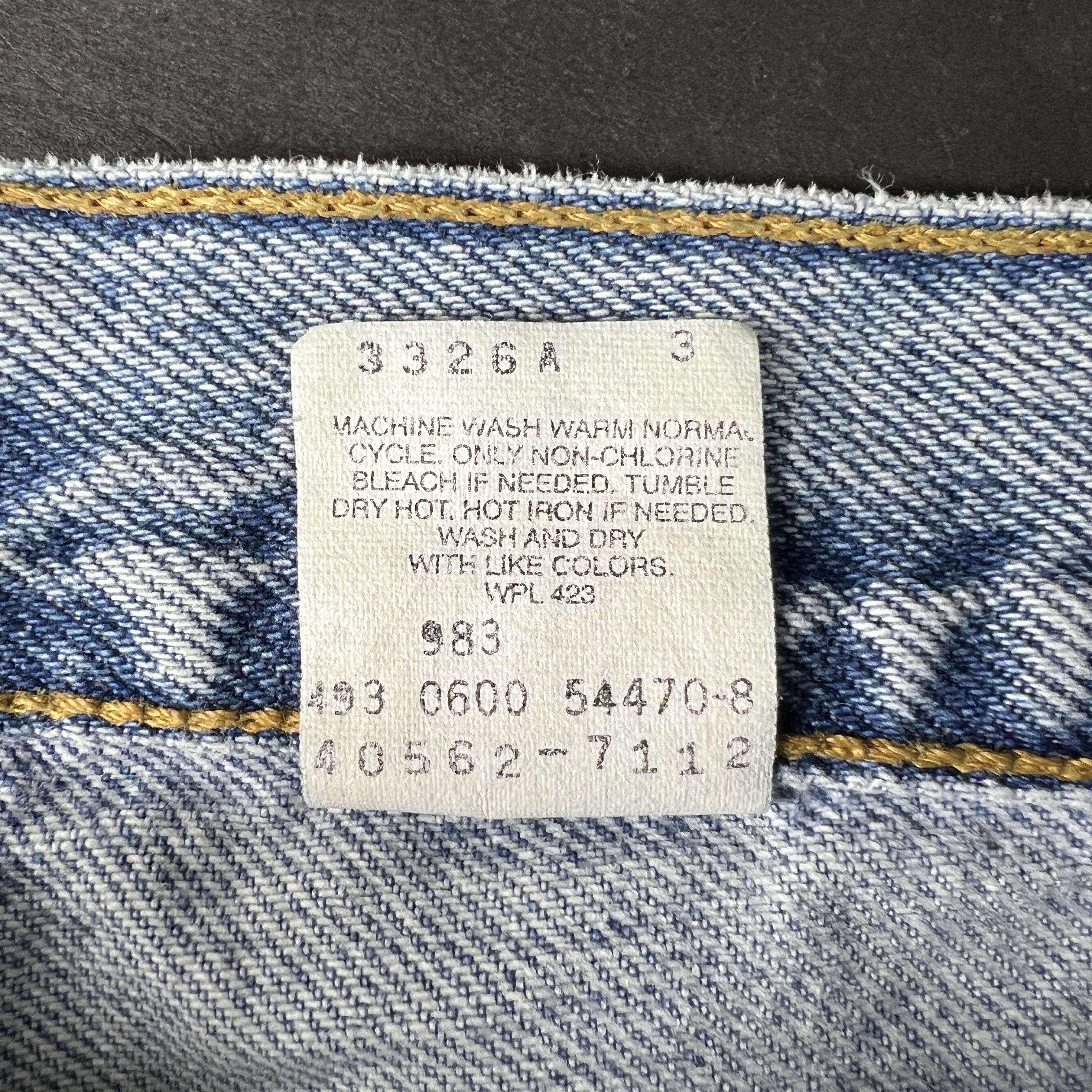 Levi's × Vintage Y2K Levi's Jeans 560 Loose Tapered Light Blue Faded Denim Size US 38 / EU 54 - 9 Thumbnail