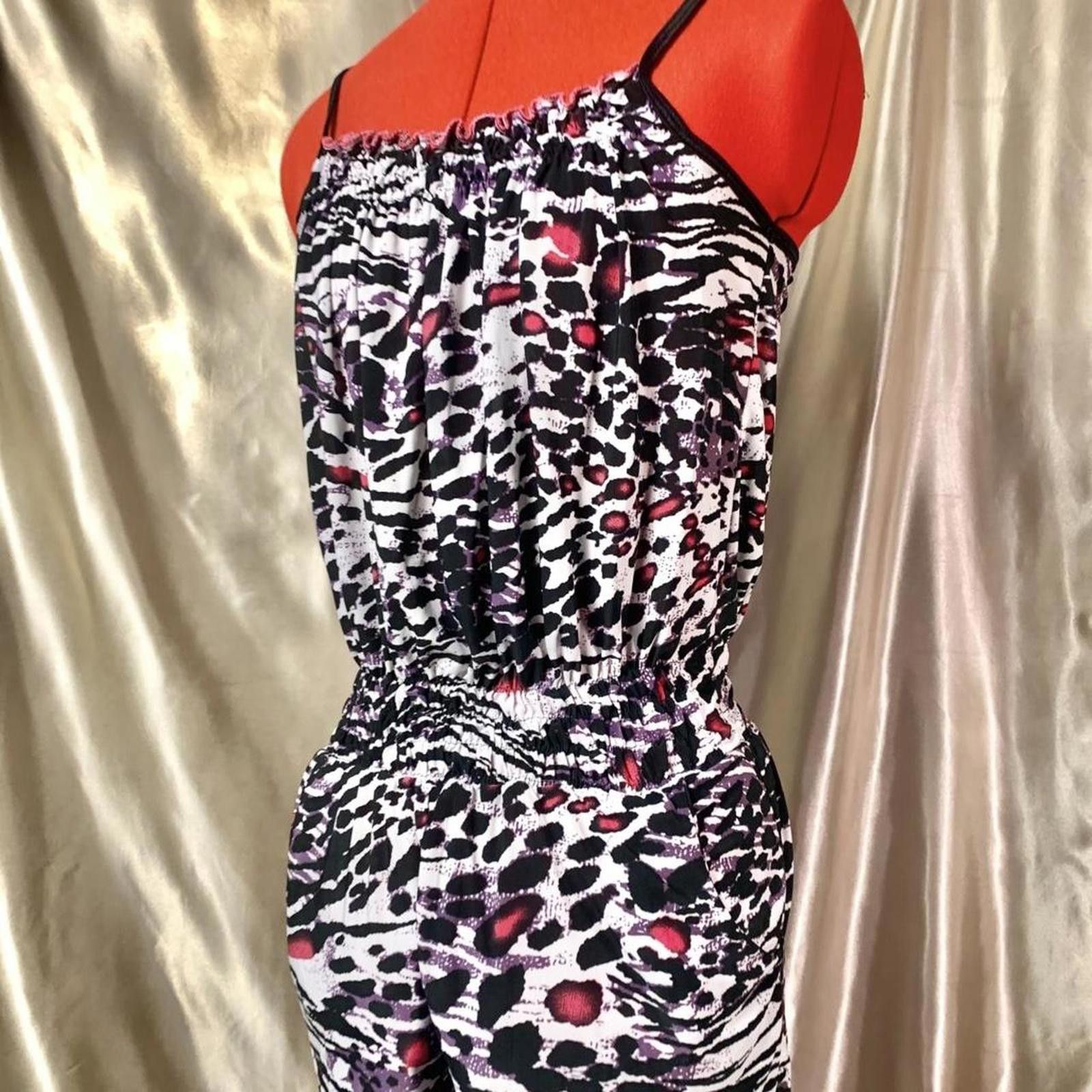 Other Lisa frank-core y2k animal print romper with ruffled hem. Size 30" / US 8 / IT 44 - 5 Thumbnail