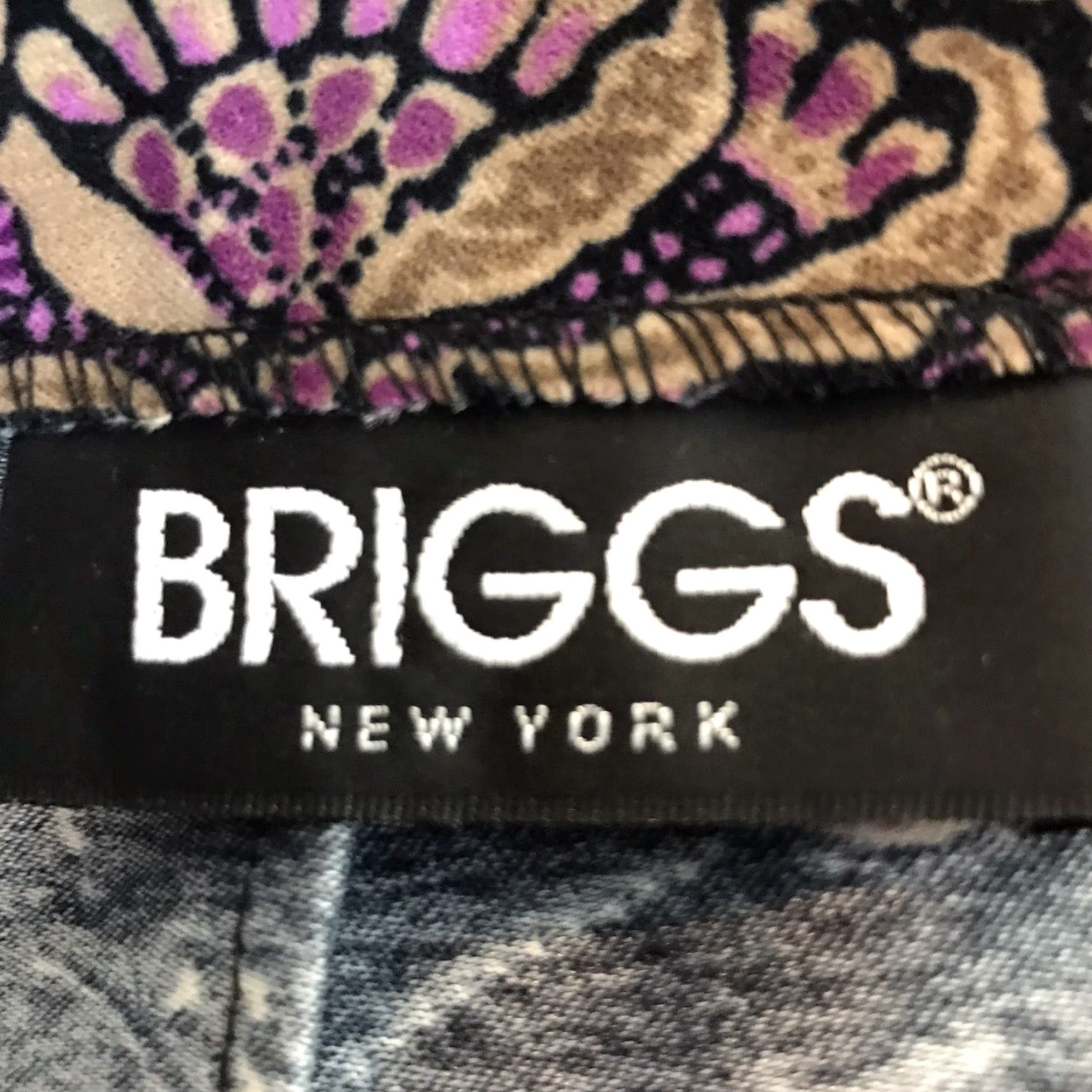 Velvet Briggs Skirt Womens Size 12 Midi Velvet Paisley Straight Modern Bohemian City Art Black Multicolor Zip Slit 33in Waist 30in Regular Size 34" / US 12 / IT 48 - 7 Thumbnail