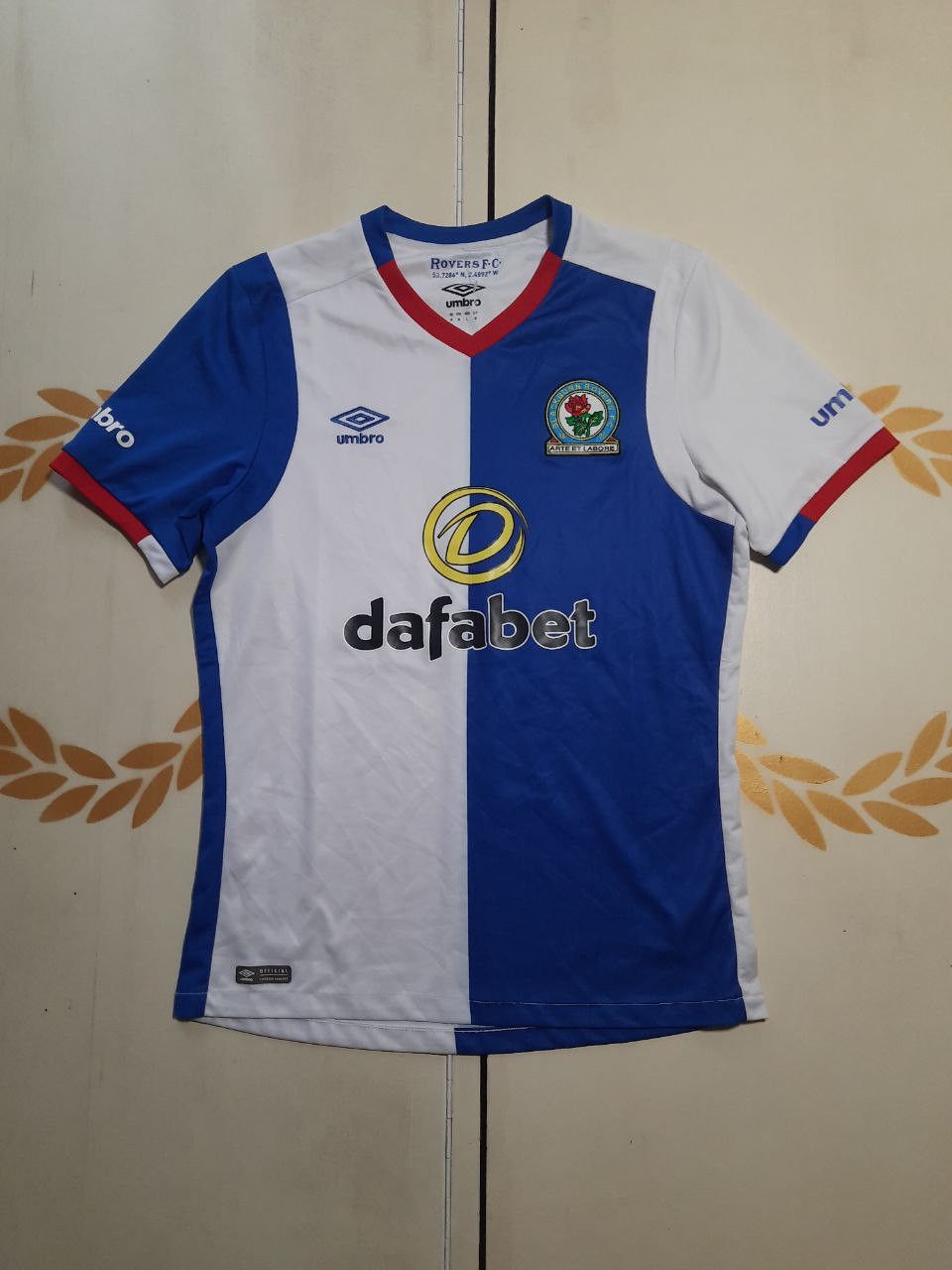 Umbro Umbro Blackburn Rovers Jersey 2016-2017 Size US M / EU 48-50 / 2 - 1 Thumbnail