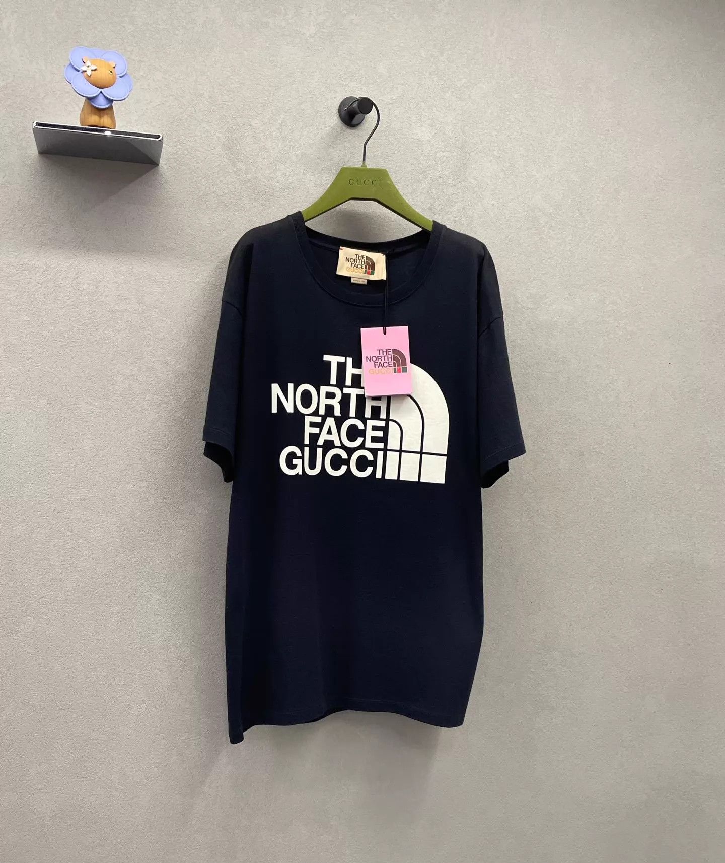 Gucci GUCCI x TNF Oversized Black Short Sleeve Tee M New Size M / US 6-8 / IT 42-44 - 1 Thumbnail