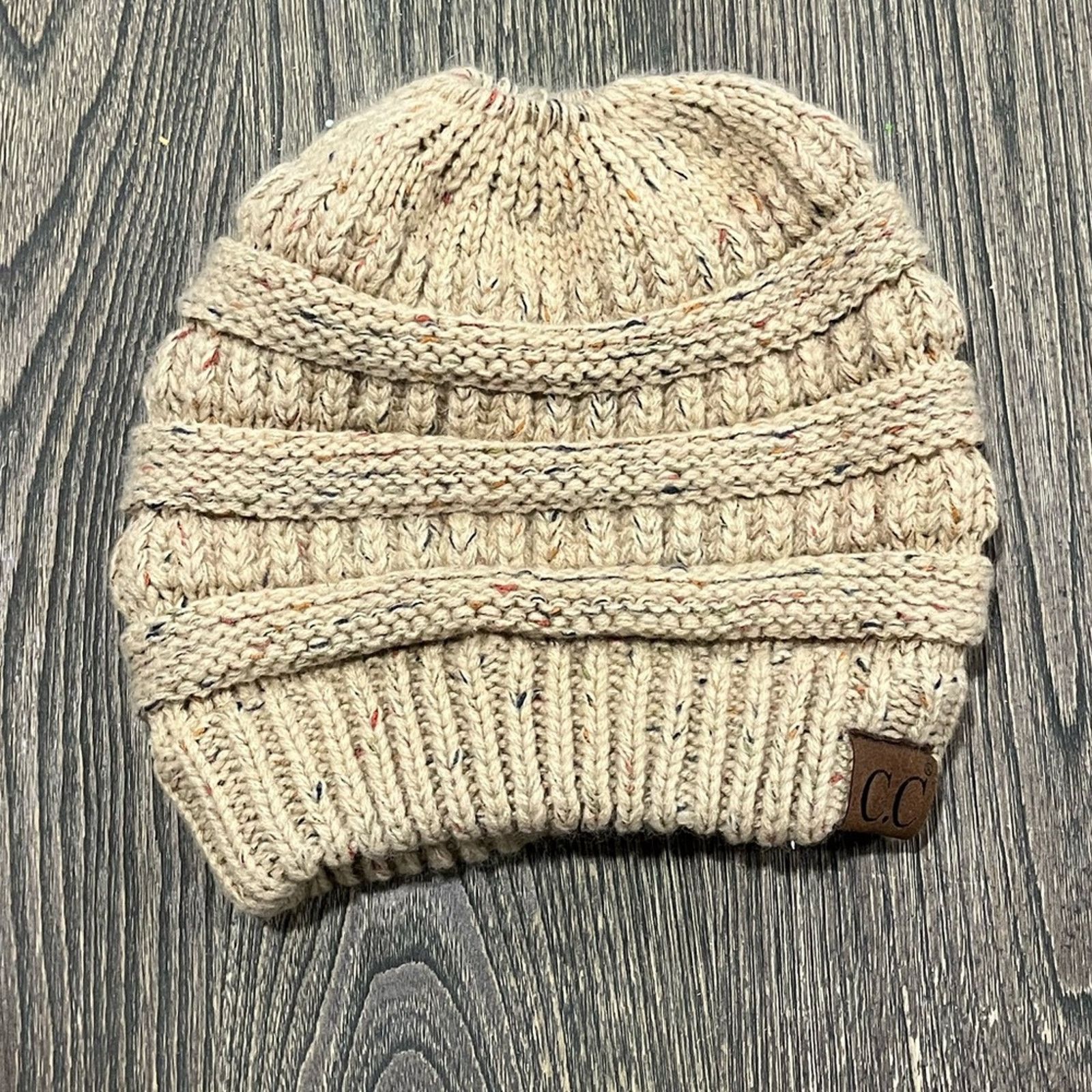 Vintage CC Beanie Hat Cozy Confetti Flecked Bun Acrylic One Size Size ONE SIZE - 1 Thumbnail