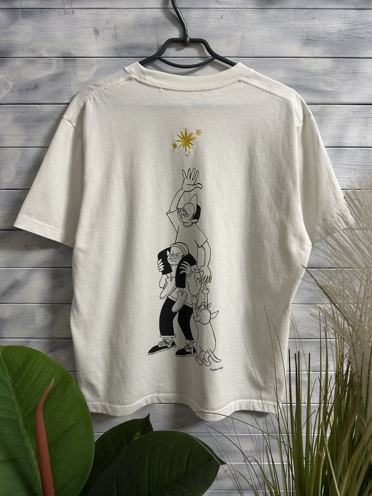Uniqlo Rare T-Shirt Yusuke Harai x Uniqlo Japan Style Size XL. Size US XL / EU 56 / 4 - 1 Thumbnail