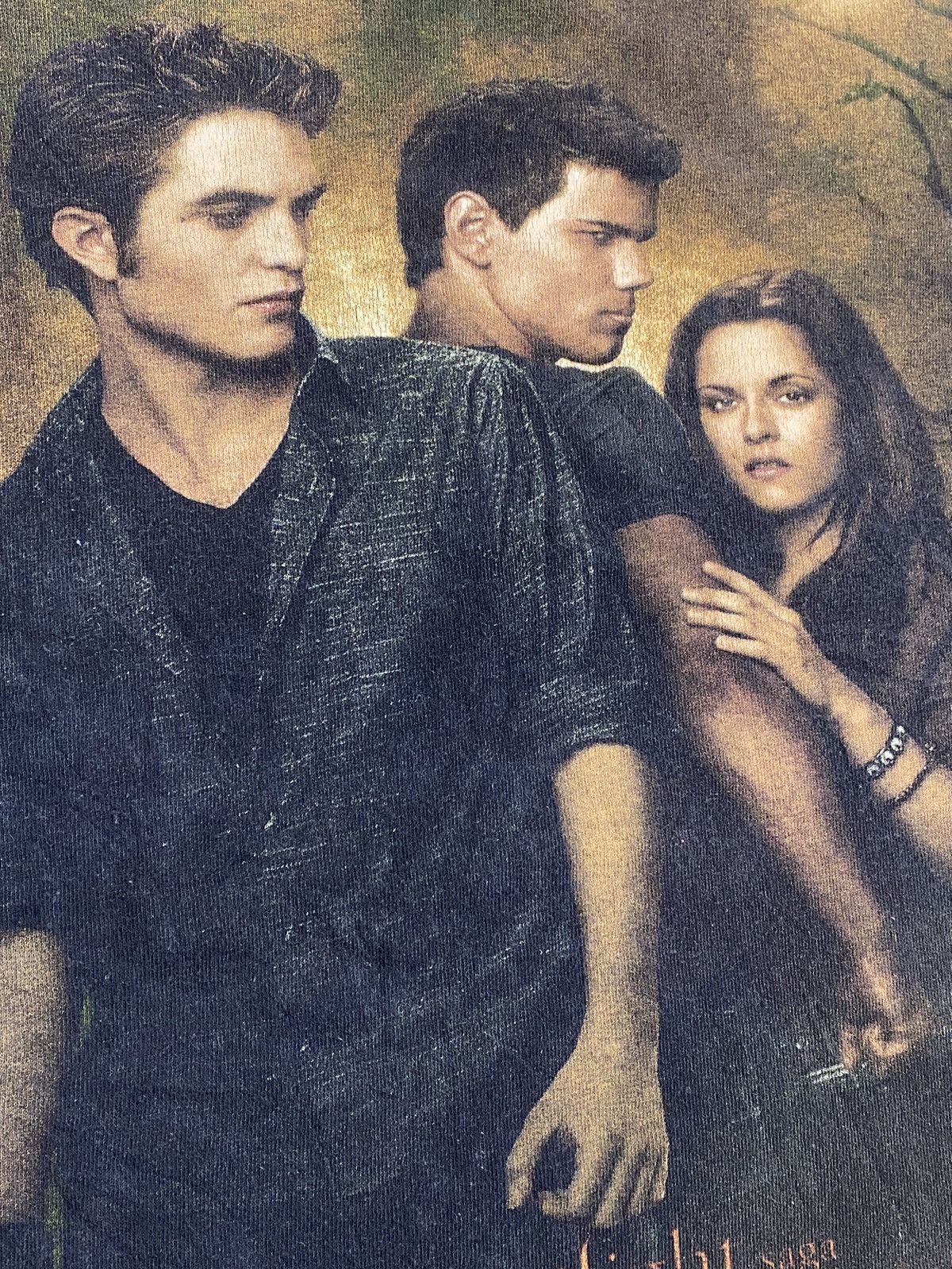 Vintage Vintage Twilight new moon t shirt Size US XL / EU 56 / 4 - 4 Thumbnail