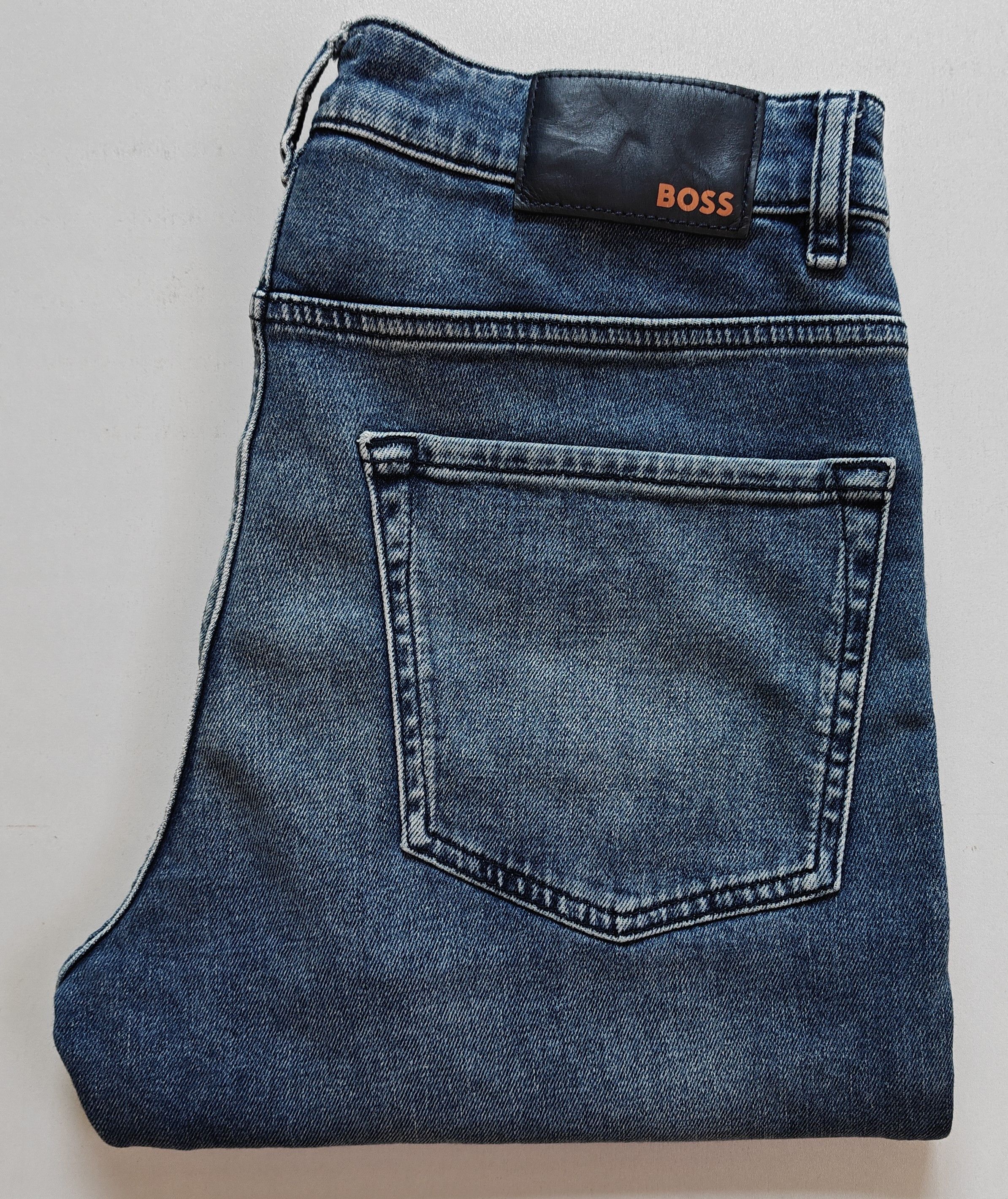 Hugo Boss BOSS RE.MAINE Regular fit men's Jeans Free Shipping T/6085 Size US 31 - 1 Thumbnail