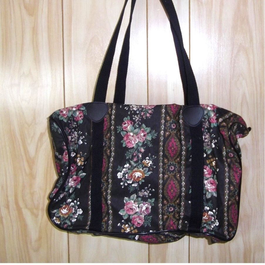 Other Decorative Vintage Black Floral Canvas Duffel Bag Size ONE SIZE - 1 Thumbnail