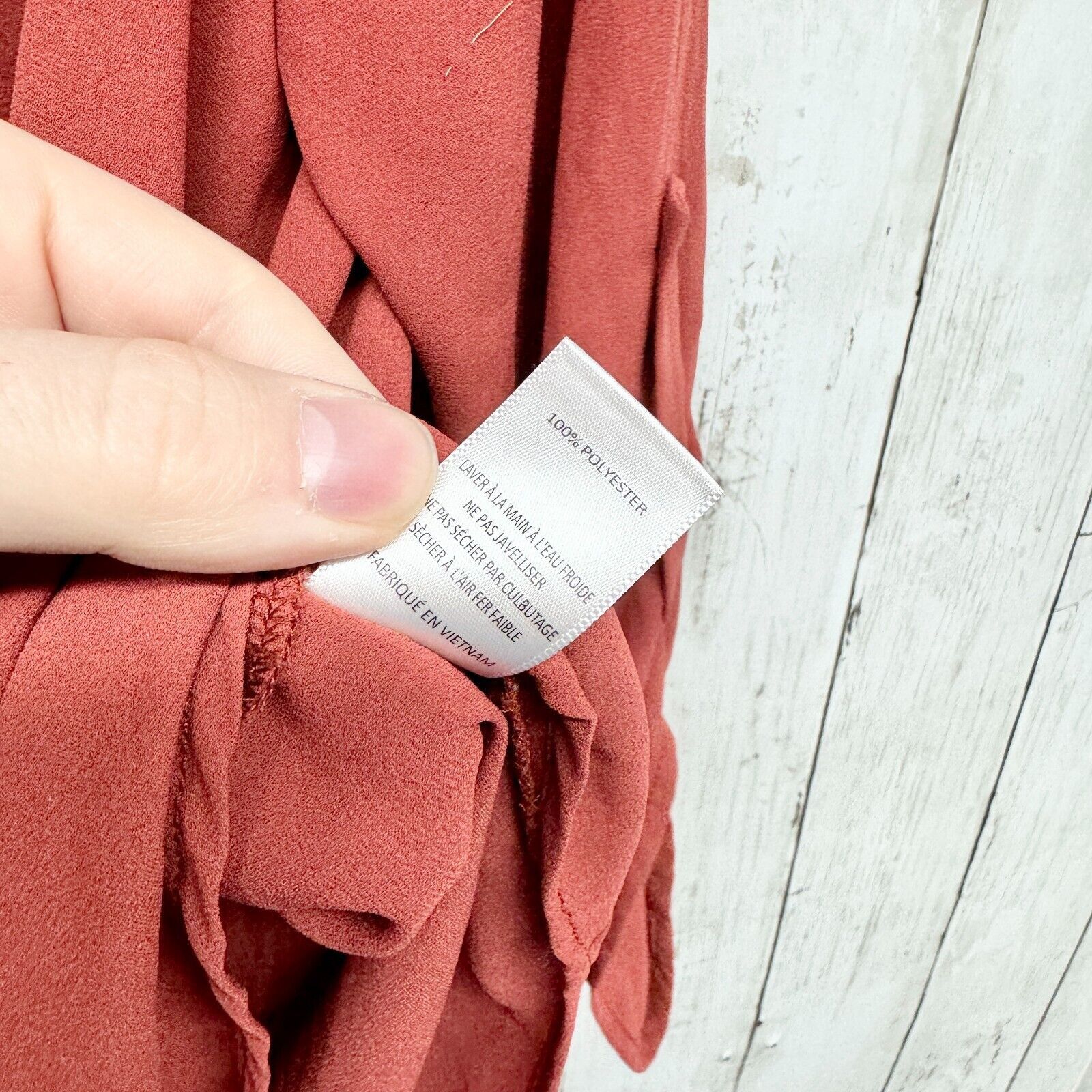Other Lush Blouse Small Split Neck Long Sleeve Curved Hem Button Size S / US 4 / IT 40 - 6 Thumbnail