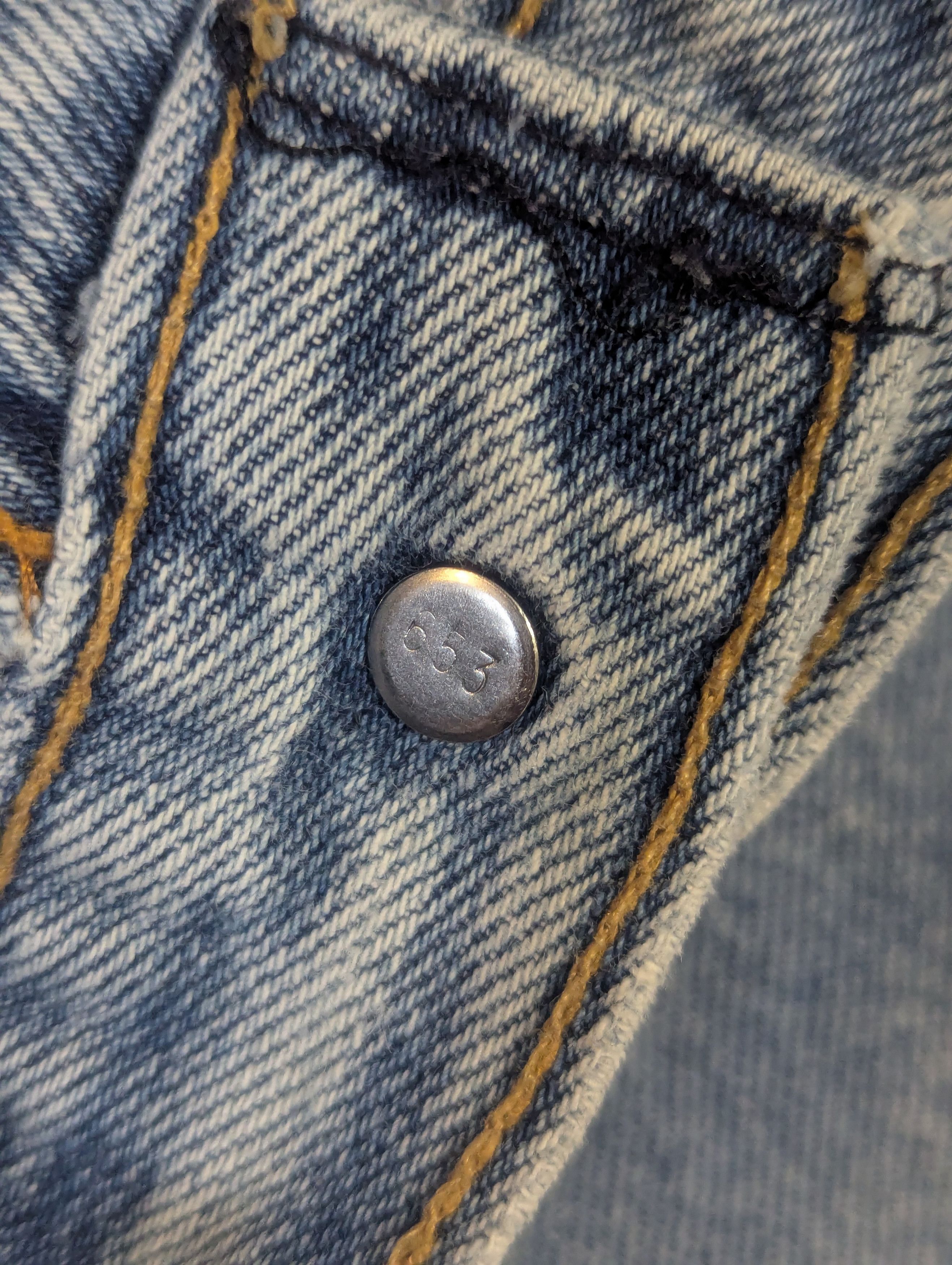 Jean × Levi's × Vintage Vintage 90s Levis 501 Jeans Faded Light Blue Denim Size US 31 - 3 Thumbnail