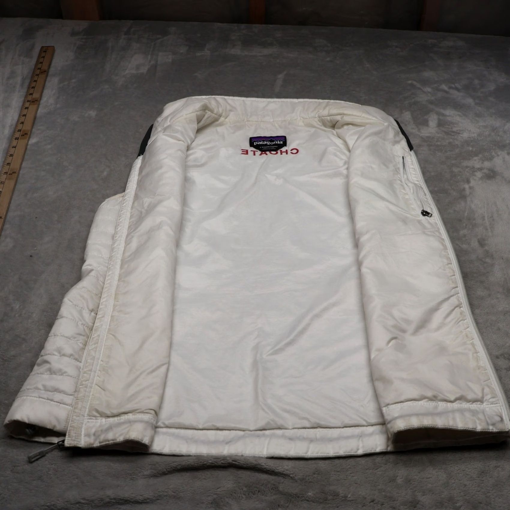 Patagonia Patagonia Nano Puff Vest Women Large White Quilted Full Zip Sleeveless Lightweight Zipper Pockets Casual Sportswear Size L / US 10 / IT 46 - 6 Thumbnail
