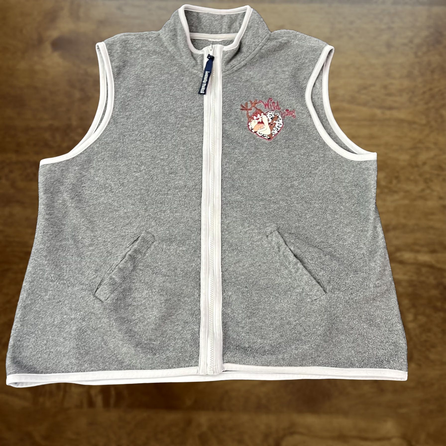 Vintage Looney Tunes Vest Women Large Fleece Zip Up Embroidered Taz Heart Wild Thing Size L / US 10 / IT 46 - 1 Thumbnail