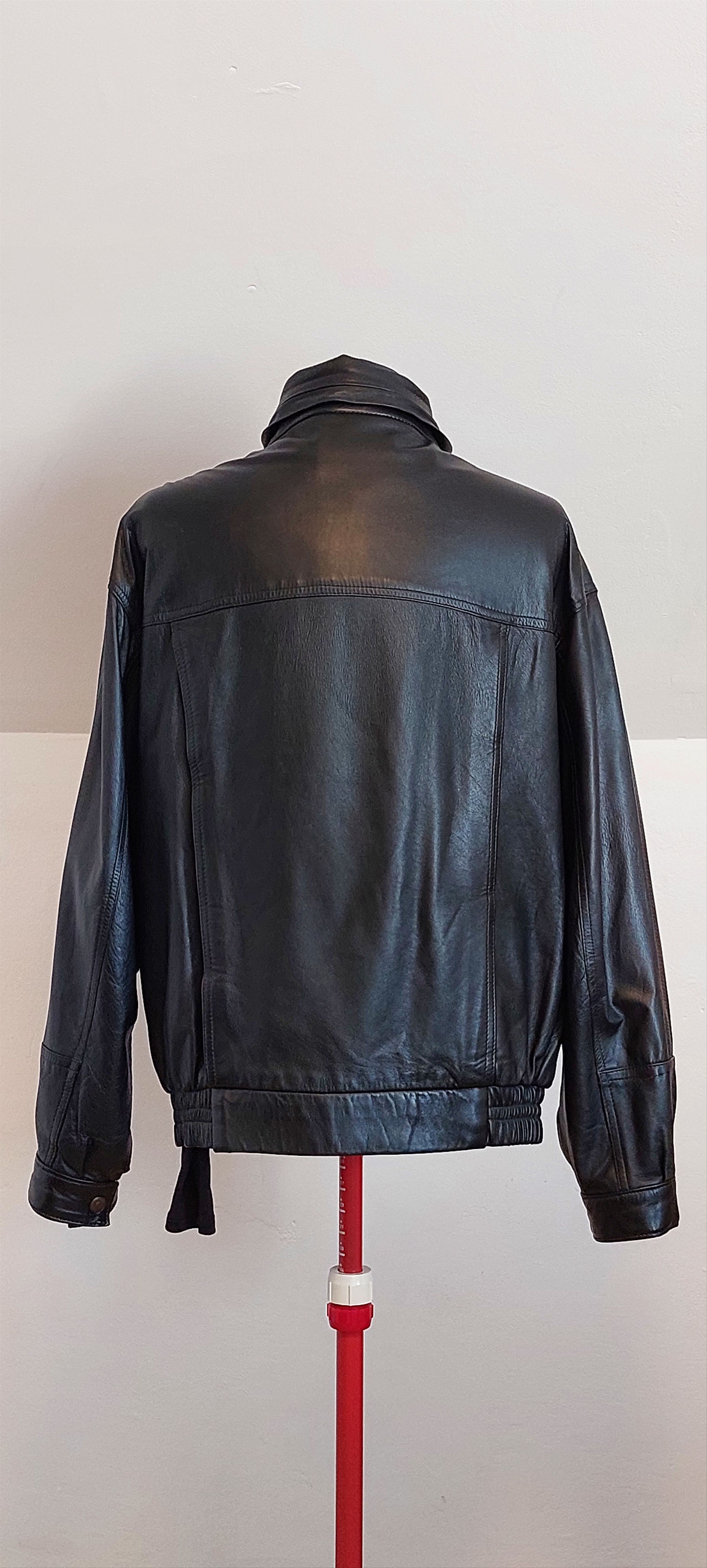 Vintage Vintage Italian Leather Bomber Jacket L Size US L / EU 52-54 / 3 - 10 Thumbnail