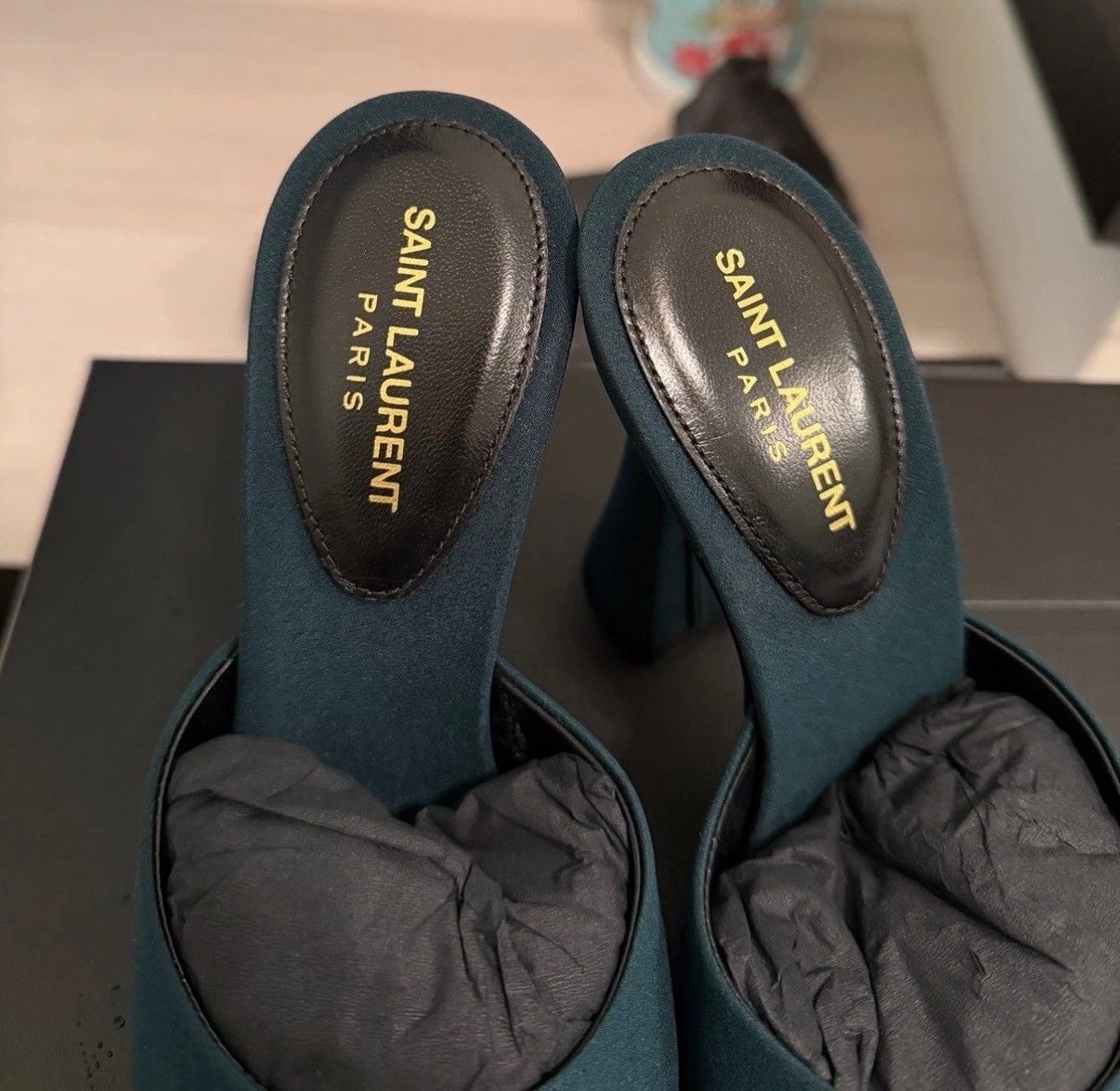 Yves Saint Laurent Yves Saint Laurent Suite Mules in Crepe De Chine SZ34 Size US 4 / IT 34 - 3 Thumbnail