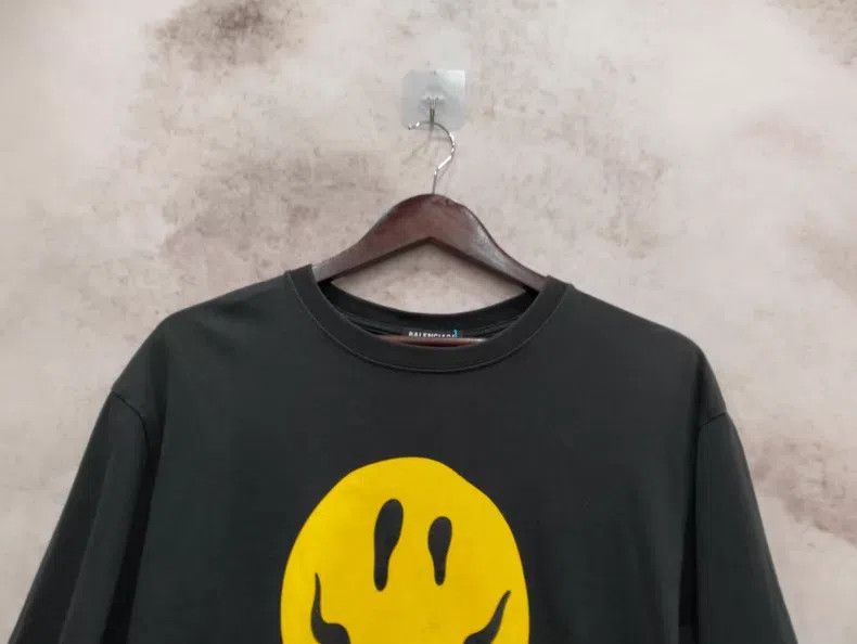 Balenciaga Balenciaga Smiley face T-shirt - Size XXS Size US XXS / EU 40 - 6 Thumbnail