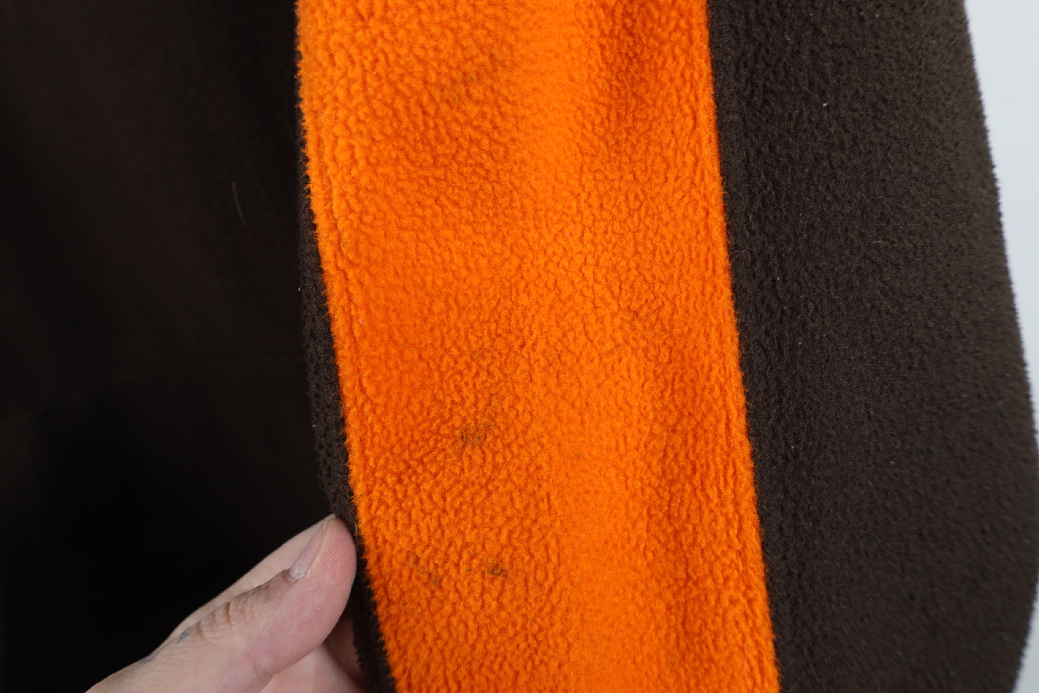 Vintage Vintage Spell Out Cleveland Browns Football Fleece Hoodie Size US L / EU 52-54 / 3 - 13 Thumbnail