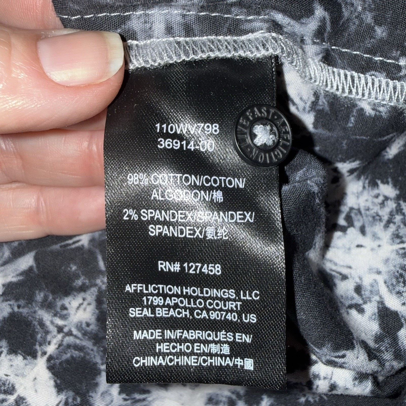 Affliction Affliction Sz XL Black Label Button Up Acid Wash Embroidered Size US XL / EU 56 / 4 - 9 Thumbnail