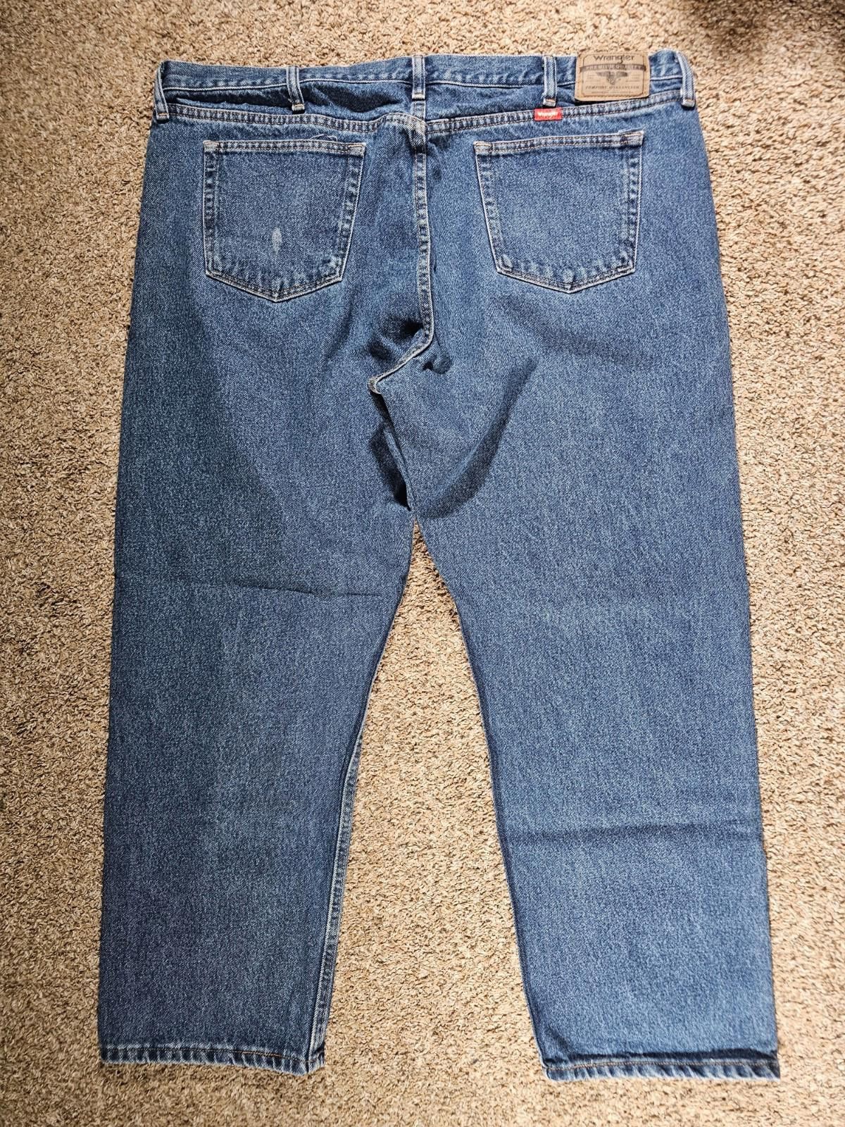 Wrangler Wrangler Premium Denim Men's 44x30 Relaxed Fit Jeans Size US 44 / EU 60 - 4 Thumbnail