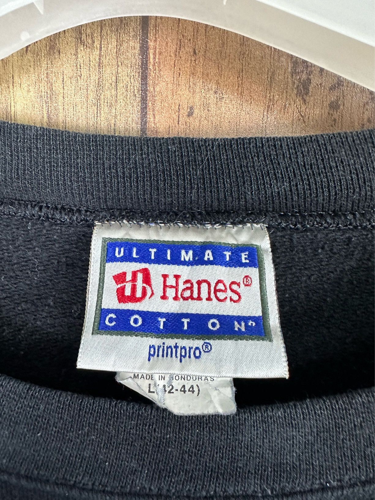 Hanes × Vintage Vintage Hanes 80s Crewneck Faded Painted Sweatshirt A299 Size US L / EU 52-54 / 3 - 9 Thumbnail
