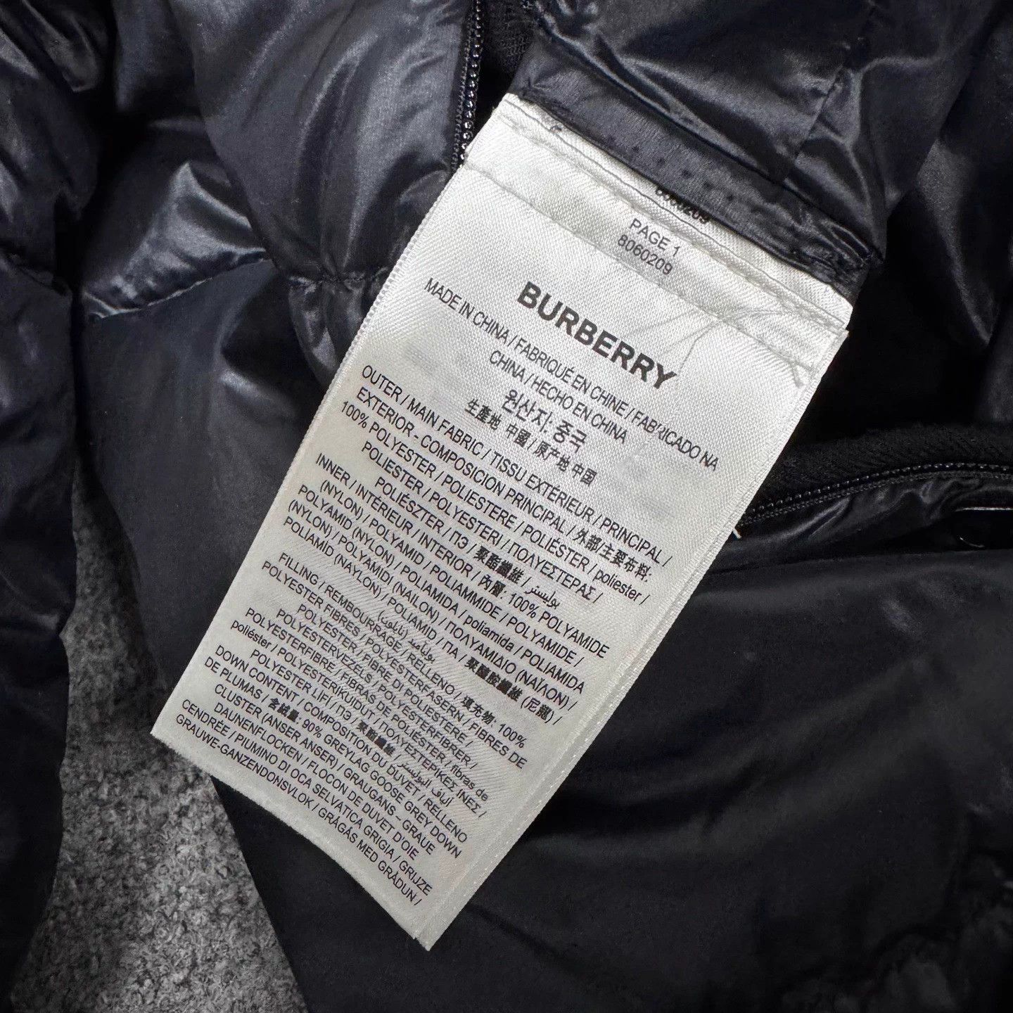 Burberry Burberry double-sided zodiac puffer jacket S unisex Size US S / EU 44-46 / 1 - 8 Thumbnail