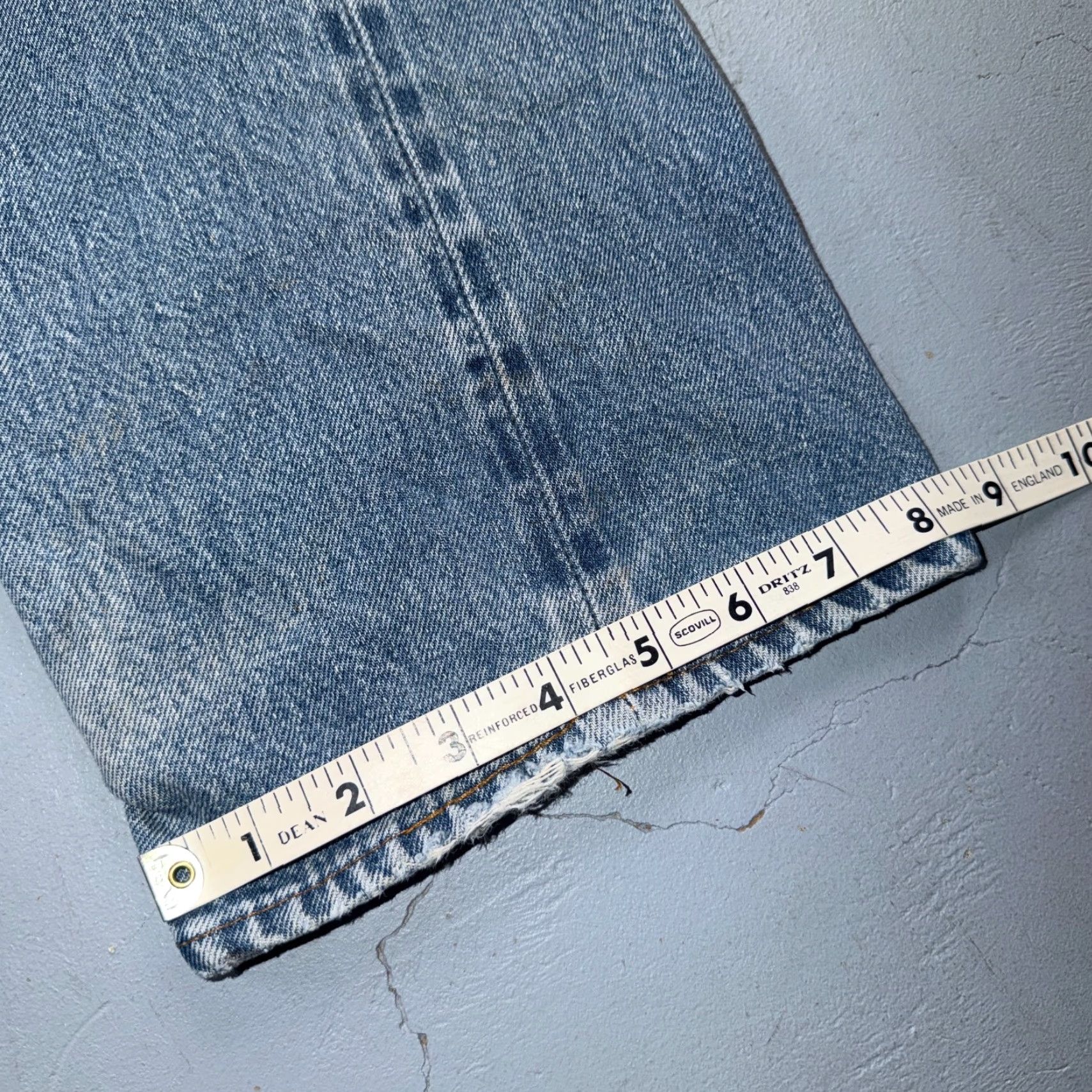 Levi's Levi's 501 Jeans Vintage 80s Light Wash 34x36 32x32 USA Selvedge Button Jeans Men Regular Size US 32 / EU 48 - 5 Thumbnail
