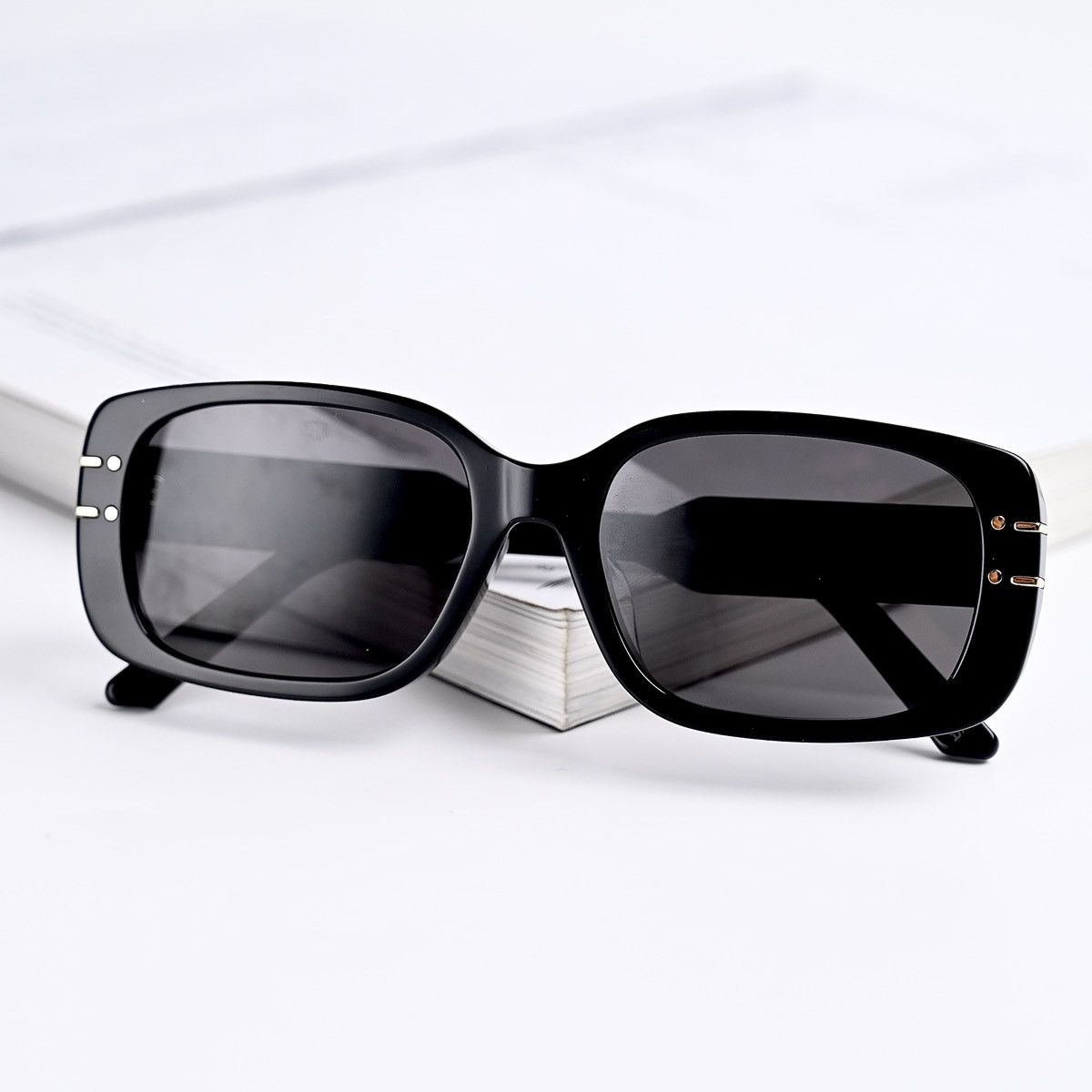 Dior DIOR DIORSIGNATURE S12I 10A0 SUNGLASSES Size ONE SIZE - 10 Thumbnail