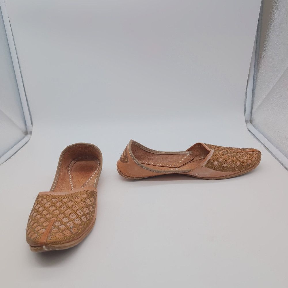 Vintage Traditional Indian Wedding Women's Shoes Sz 9.5 Size US 9.5 / IT 39.5 - 2 Thumbnail