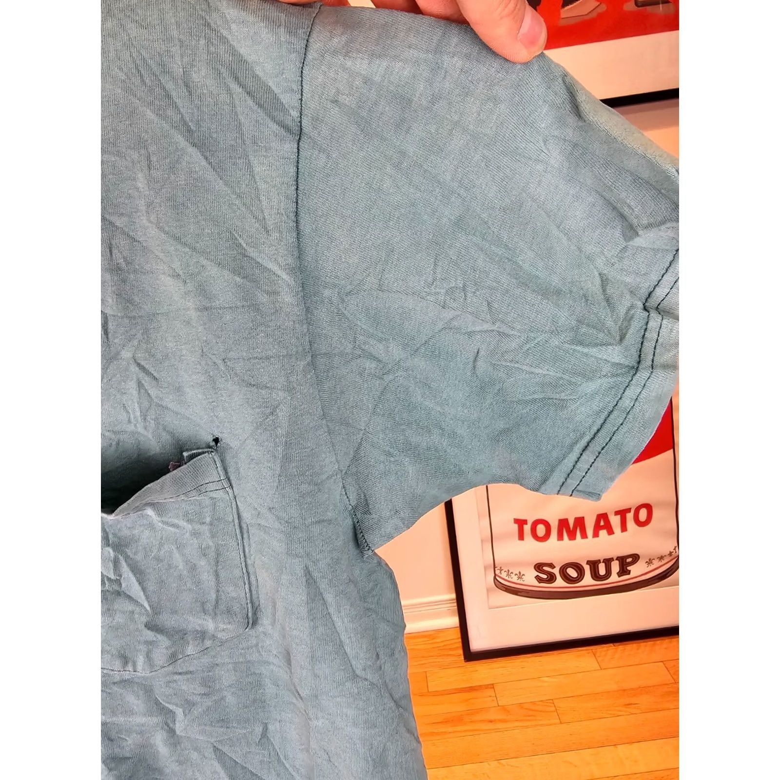 Vintage VINTAGE UNBRANDED T-SHIRT GREEN COTTON ONE POCKET SUN FADED SZ LARGE WOMENS OR MENS? Size US L / EU 52-54 / 3 - 6 Thumbnail