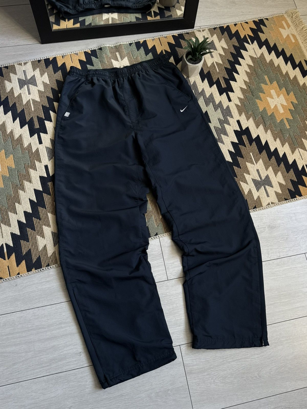 Nike Vintage Nike Nylon Y2K Pants Size US 34 / EU 50 - 3 Thumbnail