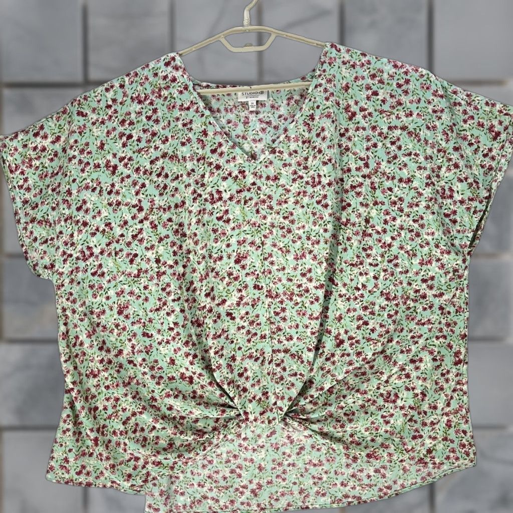 Vintage Bobeau Shirt Plus 2X Green Pink Ditsy Floral Twist Front Cottage Bohemian Size XXL / US 16-18 / IT 52-54 - 1 Thumbnail