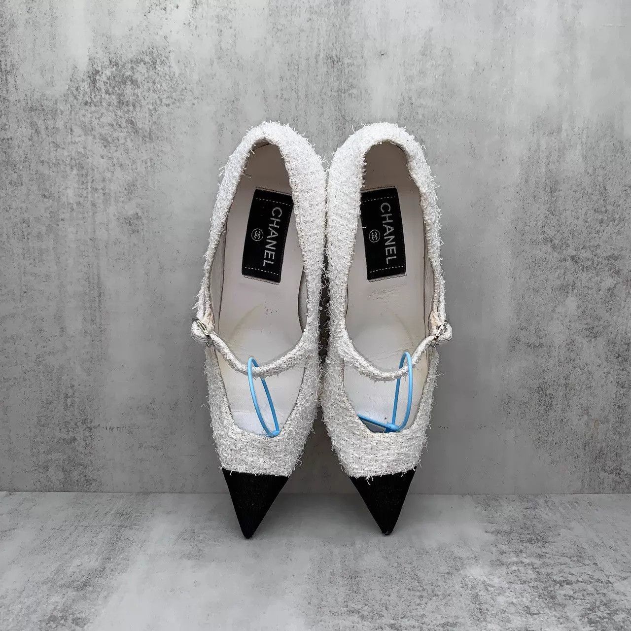 Chanel Chanel White Tweed Heels 36.5 95 New Size US 6 / IT 36 - 6 Thumbnail