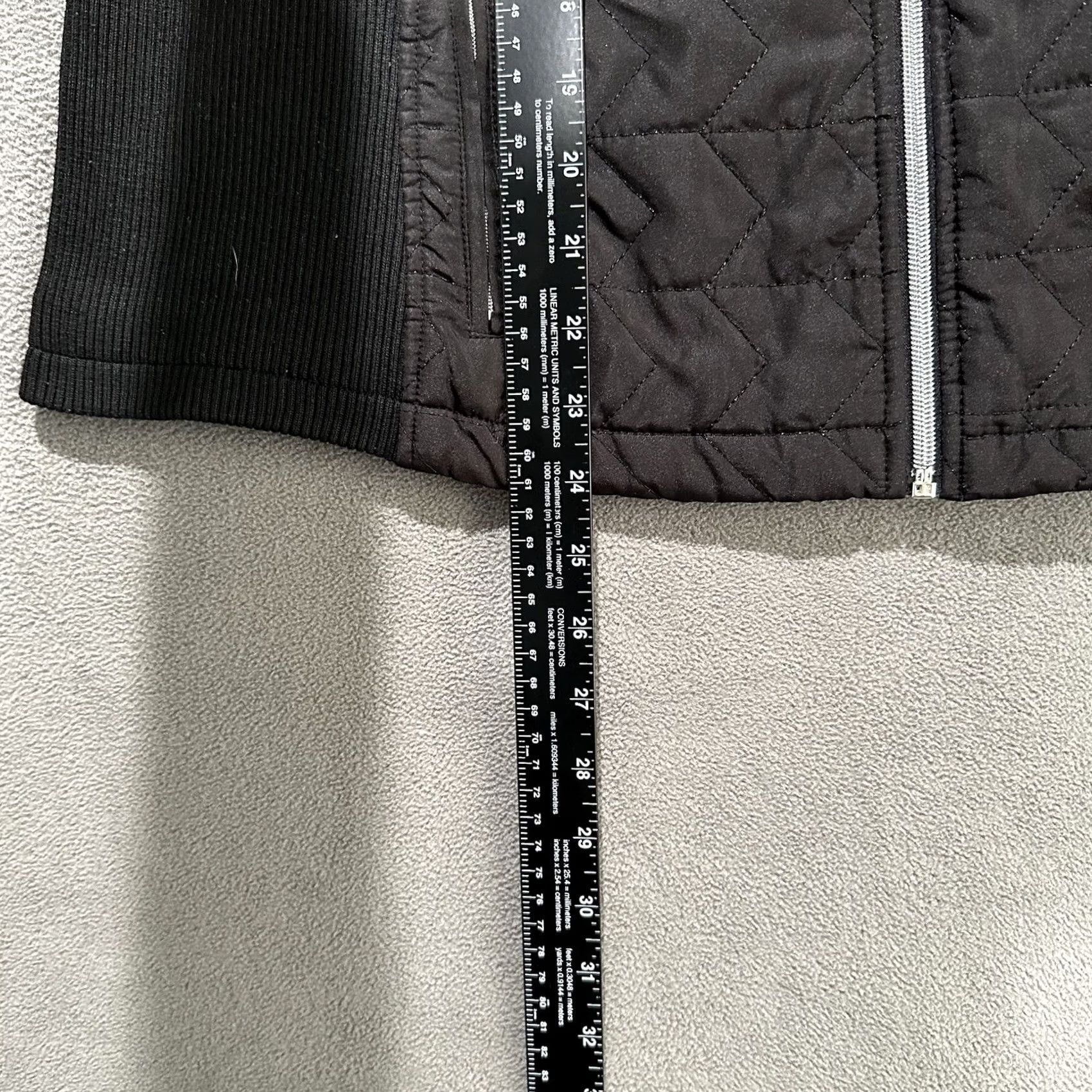 Vintage Christopher & Banks Vest Womens Large Black Quilted Sleeveless Full Zip Outdoor Size L / US 10 / IT 46 - 8 Thumbnail