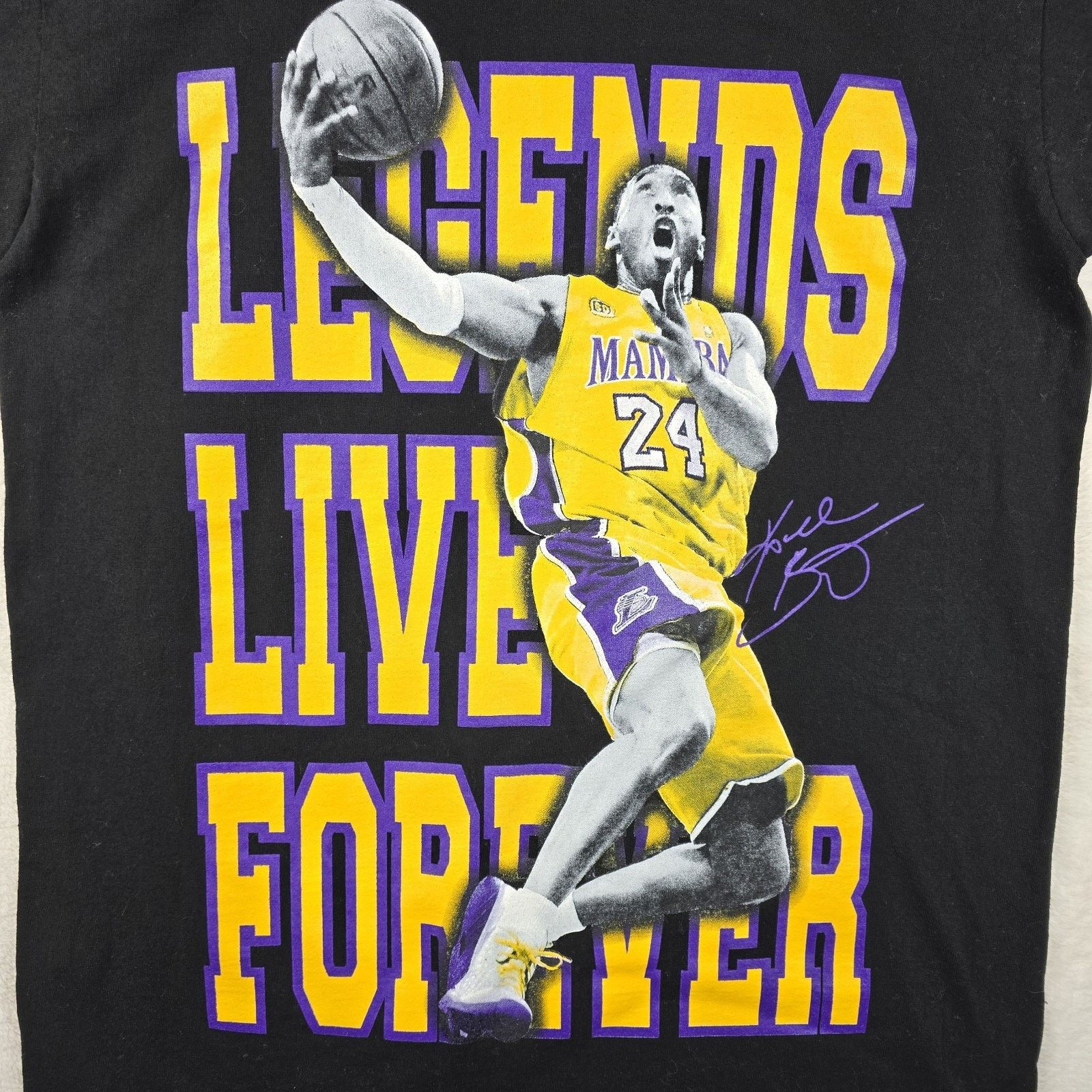Other Kobe Bryant Lakers Shirt Men Large Legends Live Forever Size US L / EU 52-54 / 3 - 3 Thumbnail