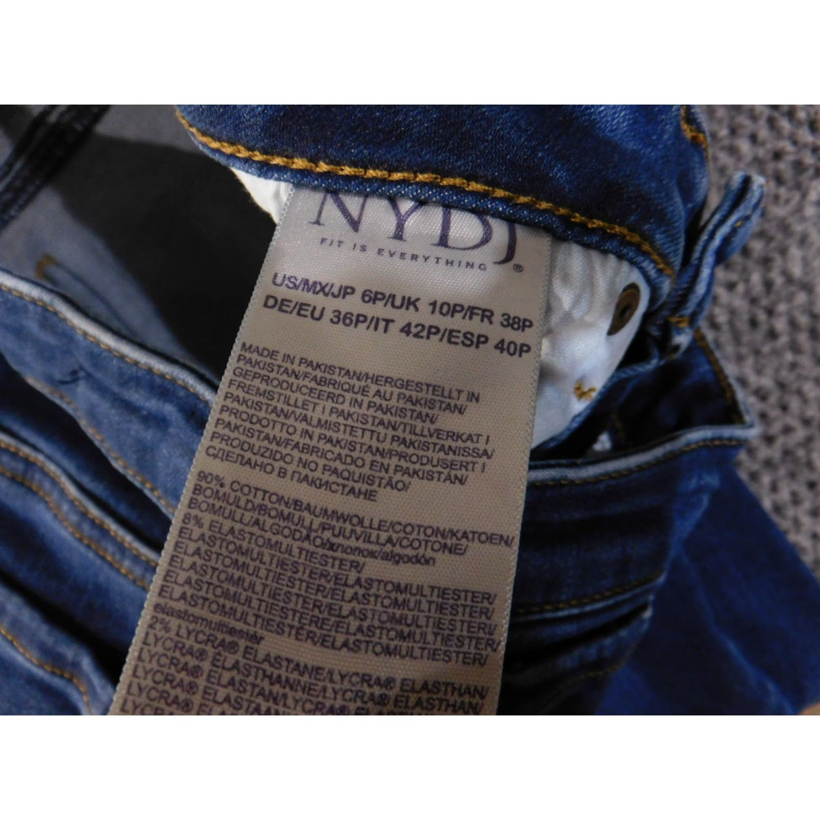 NYDJ NYDJ Jeans Barbara Bootcut Petite 6P Blue Denim Shaping Stretch 5-Pocket Regular Inseam 30in Womens Size 28" / US 6 / IT 42 - 6 Thumbnail