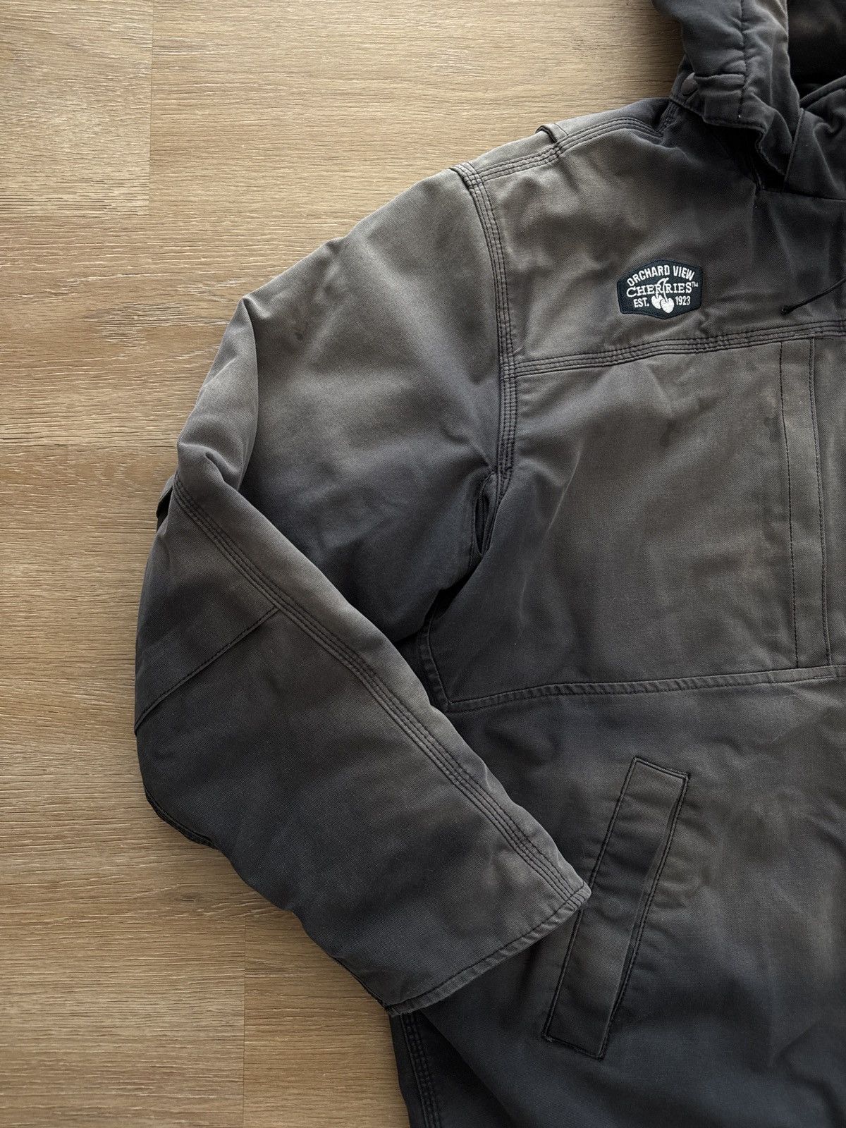 Carhartt Vintage Carharrt Cherry Jacket Size US XL / EU 56 / 4 - 9 Thumbnail
