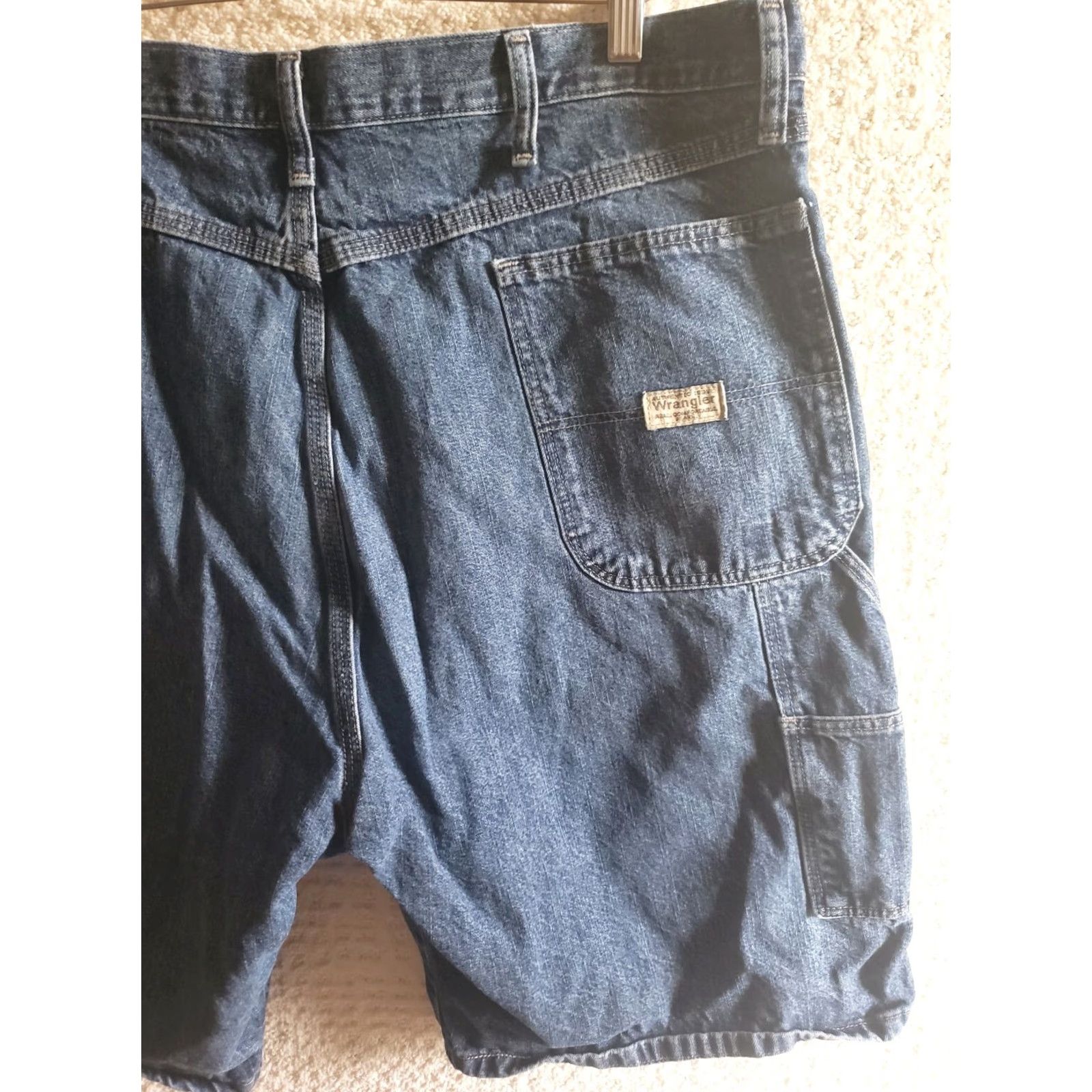 Wrangler Wrangler Men's Denim Carpenter Shorts Hammer Loop Pockets Blue 40W 10L Regular Inseam 10 High Rise Workwear Casual Outdoor 40W Mens Size US 40 / EU 56 - 6 Thumbnail