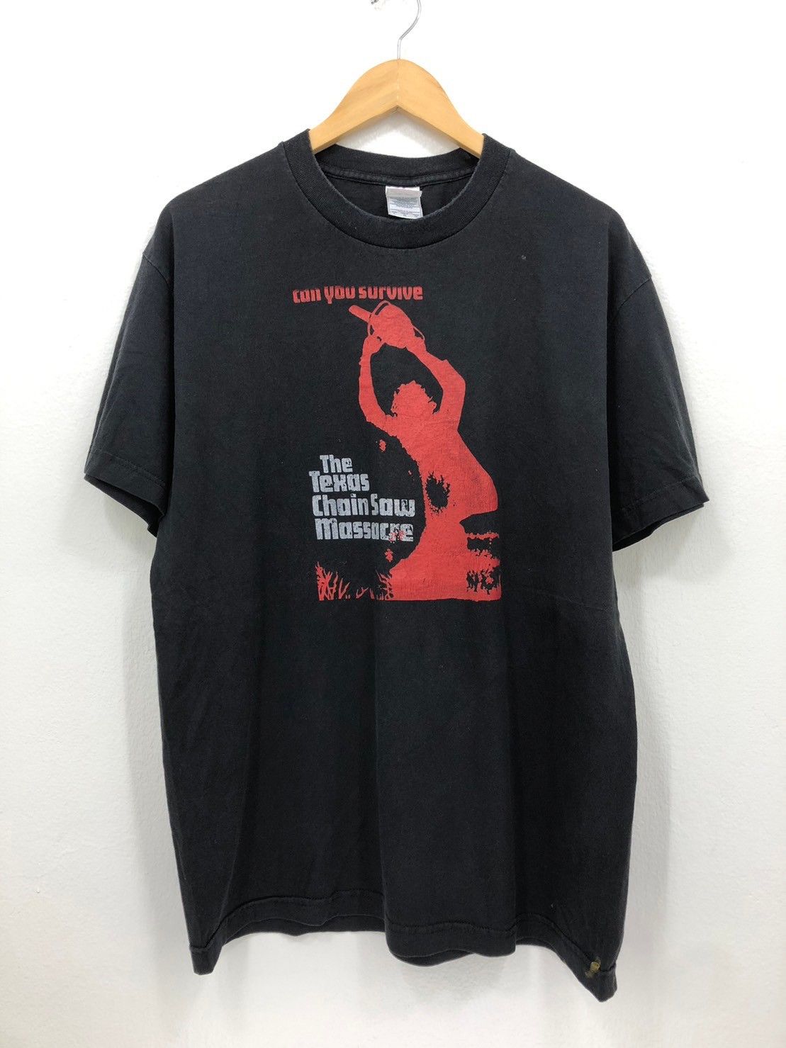 Expert Horror × Vintage Vintage The Texas Chainsaw Massacre Horror Movie Scary BN Size US L / EU 52-54 / 3 - 2 Thumbnail