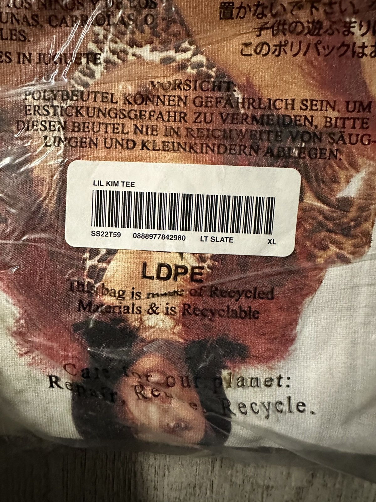 Supreme Supreme “Lil Kim” Tee Size US XL / EU 56 / 4 - 2 Thumbnail