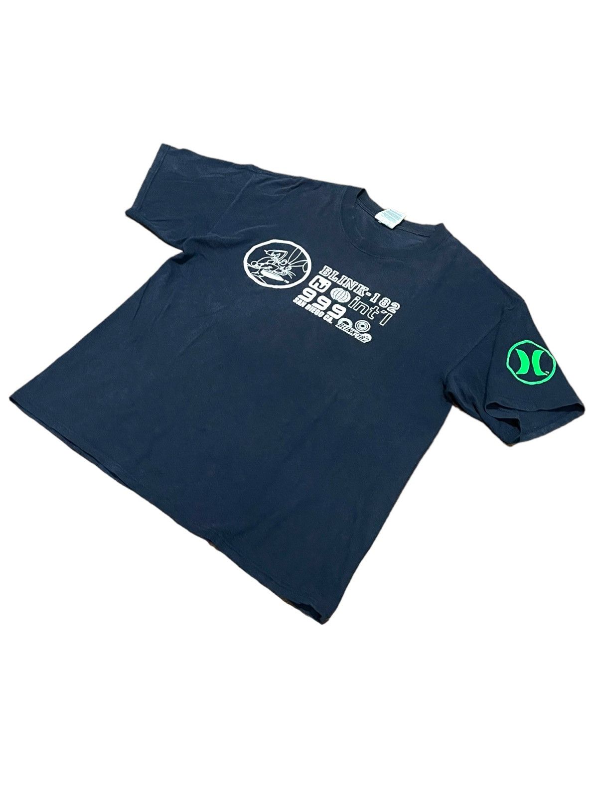 Band Tees Vintage Blink 182 Rabbit X Hurley Streetwear Size L Tee Size US L / EU 52-54 / 3 - 6 Thumbnail