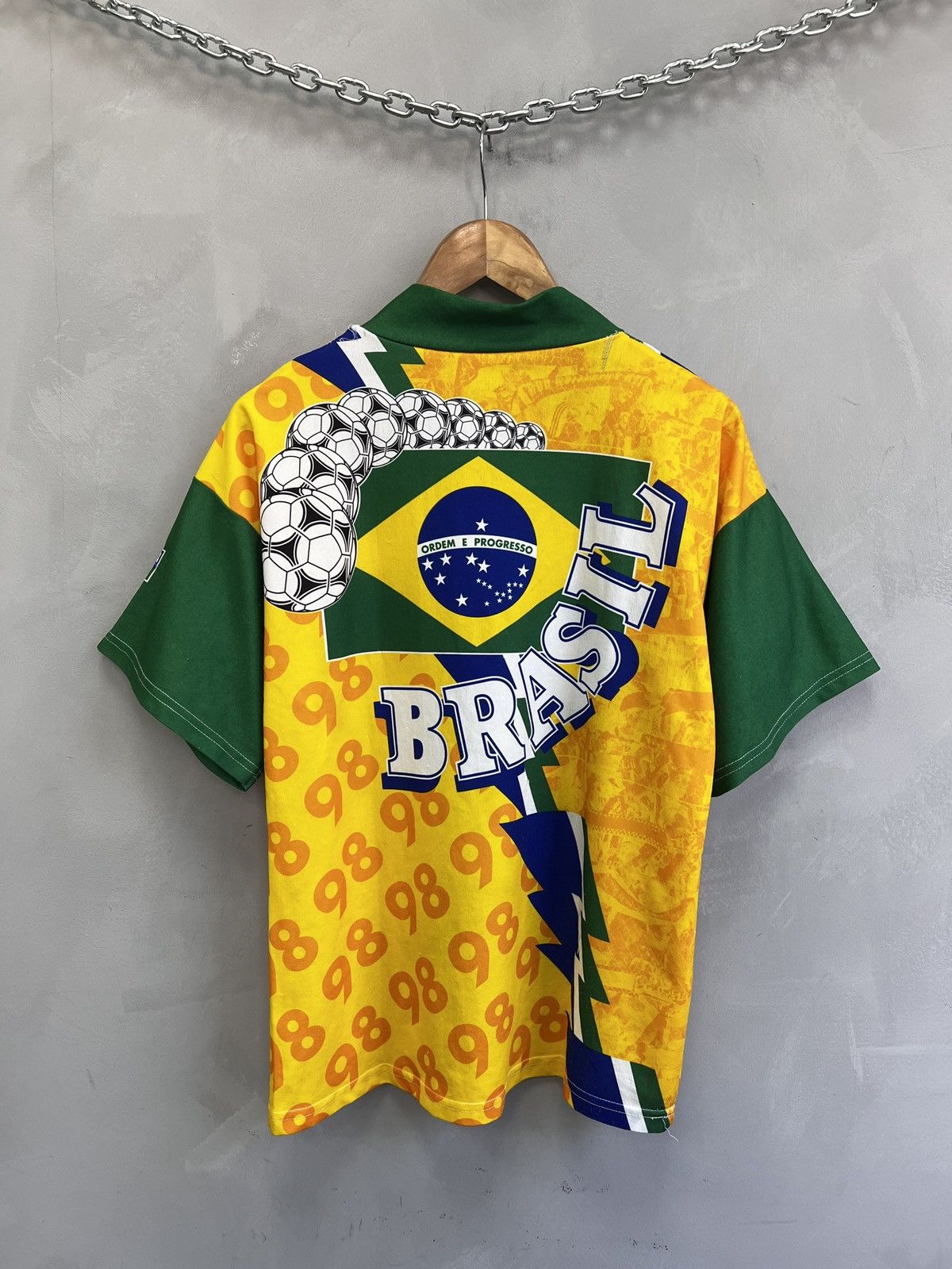 Nike Brasil football jersey overprint blokecore 90s t shirt Size US M / EU 48-50 / 2 - 8 Thumbnail