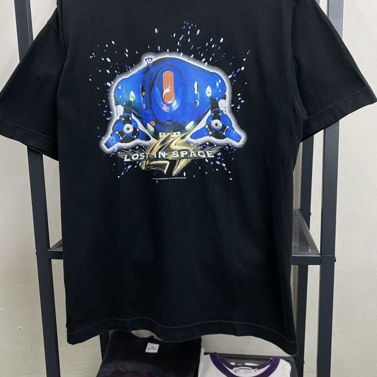 Sci-Fi Fantasy VINTAGE 1998 LOST IN SPACE ROBOT MOVIE PROMO SHIRT Size US L / EU 52-54 / 3 - 4 Thumbnail