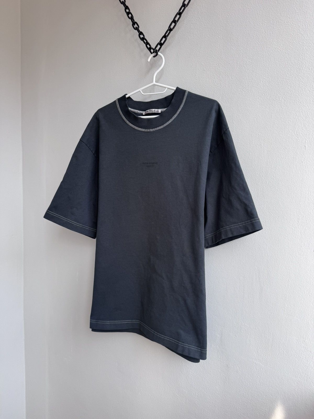 Acne Studios Acne Studios Stockholm Centre Logo T-Shirt Tee Gray Black Size US M / EU 48-50 / 2 - 2 Thumbnail